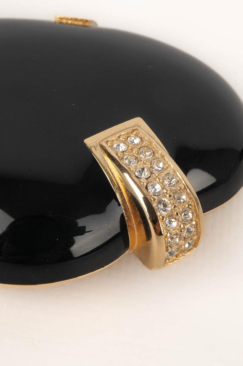 Dior Broche cœur en métal doré en vente 1