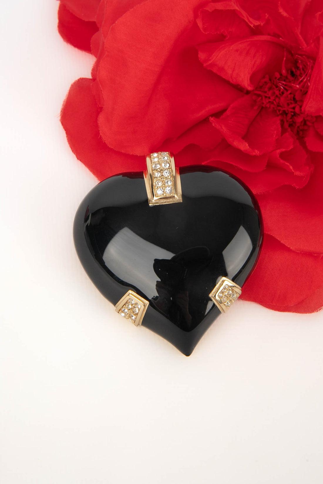 Dior Broche cœur en métal doré en vente 4