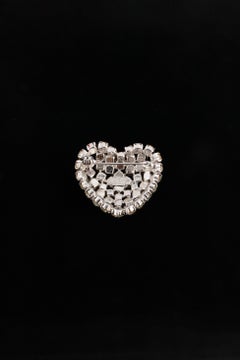 Dior Broche cœur avec strasss Swarovski, 1971