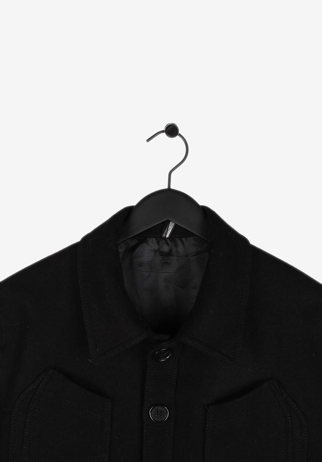 Item for sale is 100% genuine Dior Homme AW06 Hedi Slimane Jacket
Color: Black
(An actual color may a bit vary due to individual computer screen interpretation)
Material: 75% wool, 20% nylon, 5% cashmere
Tag size: 52IT(M/L)
This jacket is great