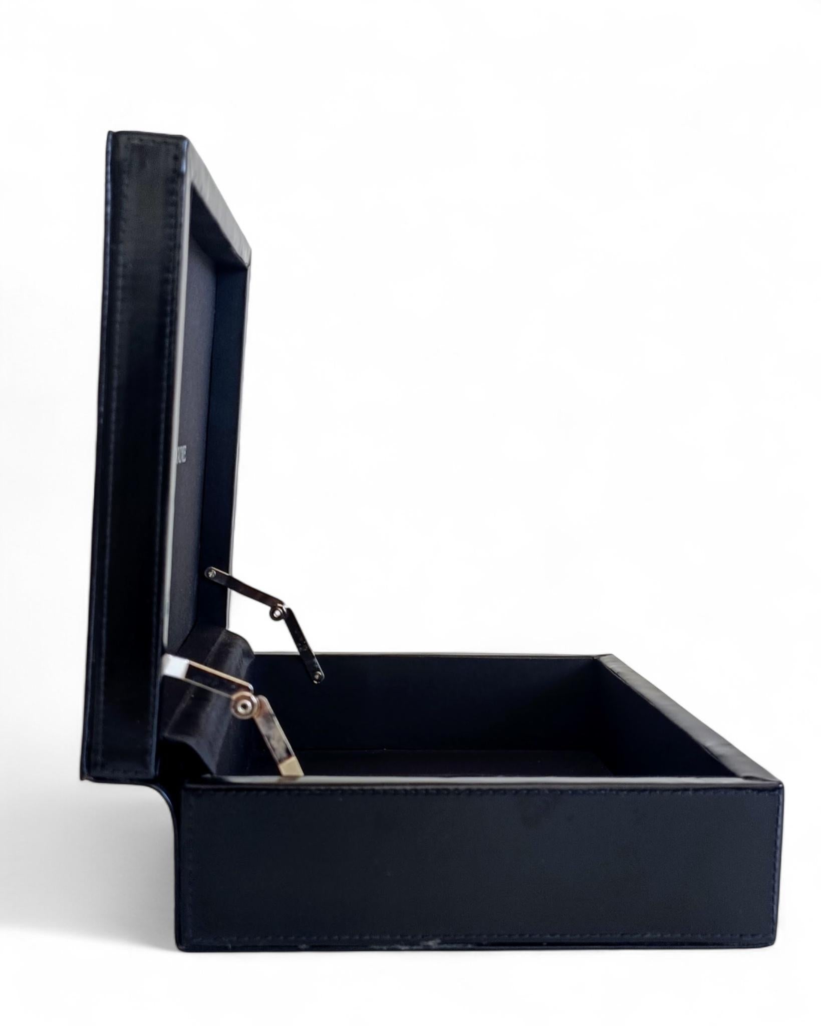 Dior Homme Schwarzes Schmuck- oder Schmuckkästchen aus feinem Leder im Angebot 2