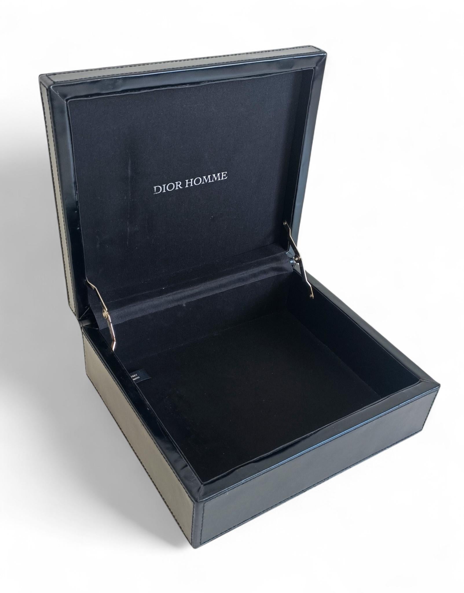 Dior Homme Schwarzes Schmuck- oder Schmuckkästchen aus feinem Leder im Angebot 5
