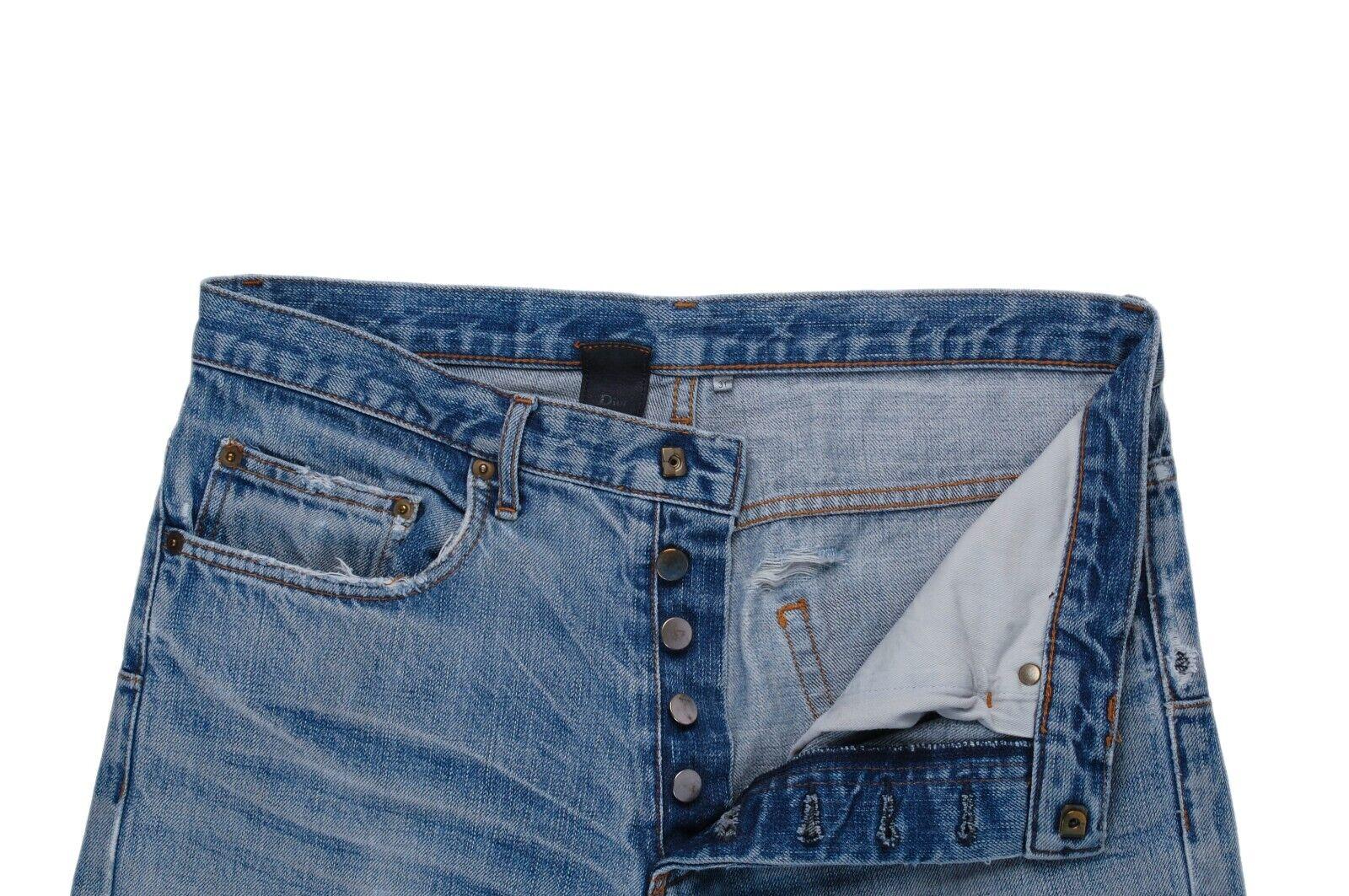 Item for sale is 100% genuine Dior Homme Jeans by Hedi Slimane
Color: Light Blue/Distressed
(An actual color may a bit vary due to individual computer screen interpretation)
Material: 100% cotton
Tag size: 31
These jeans are great quality item. Rate