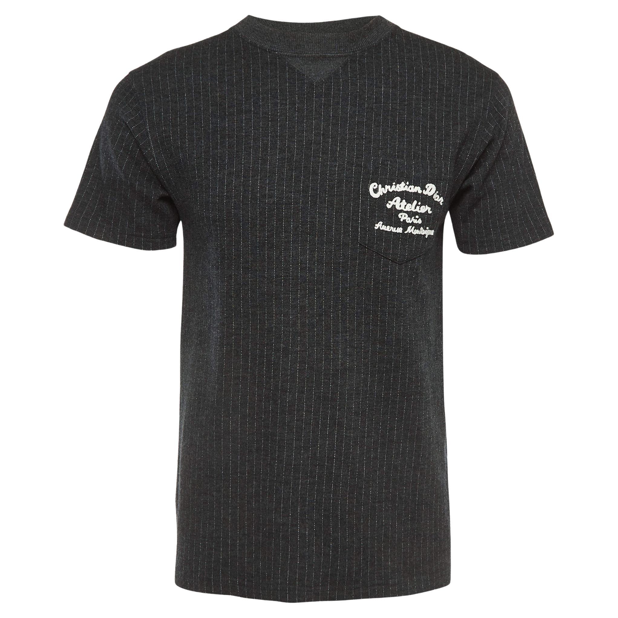 Dior Homme Grau Atelier Bestickt Nadelstreifen Wolle Rundhalsausschnitt T-Shirt S im Angebot