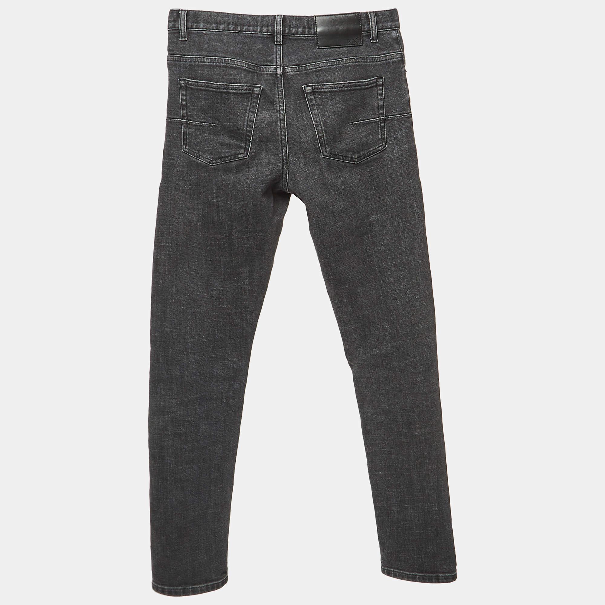 Impeccably tailored jeans are a staple in a well curated wardrobe. These designer jeans are finely sewn to give you the desired look and all day comfort.