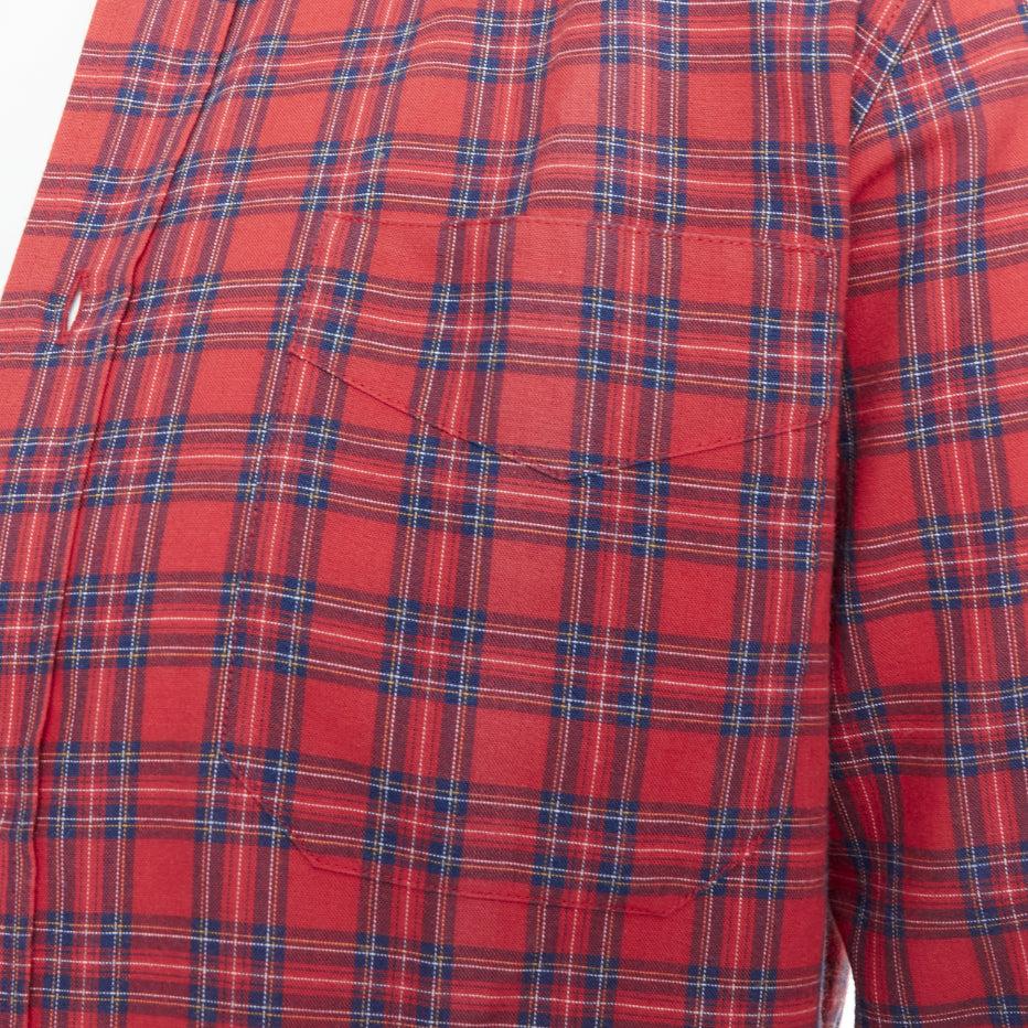 DIOR HOMME Hedi Slimane 2006 red plaid cotton slim fit shirt EU37 XS
Reference: PRWU/A00155
Brand: Dior
Designer: Hedi Slimane
Collection: 2006
Material: Cotton
Color: Red
Pattern: Plaid
Closure: Button
Extra Details: Very slim fit cut.
Made in: