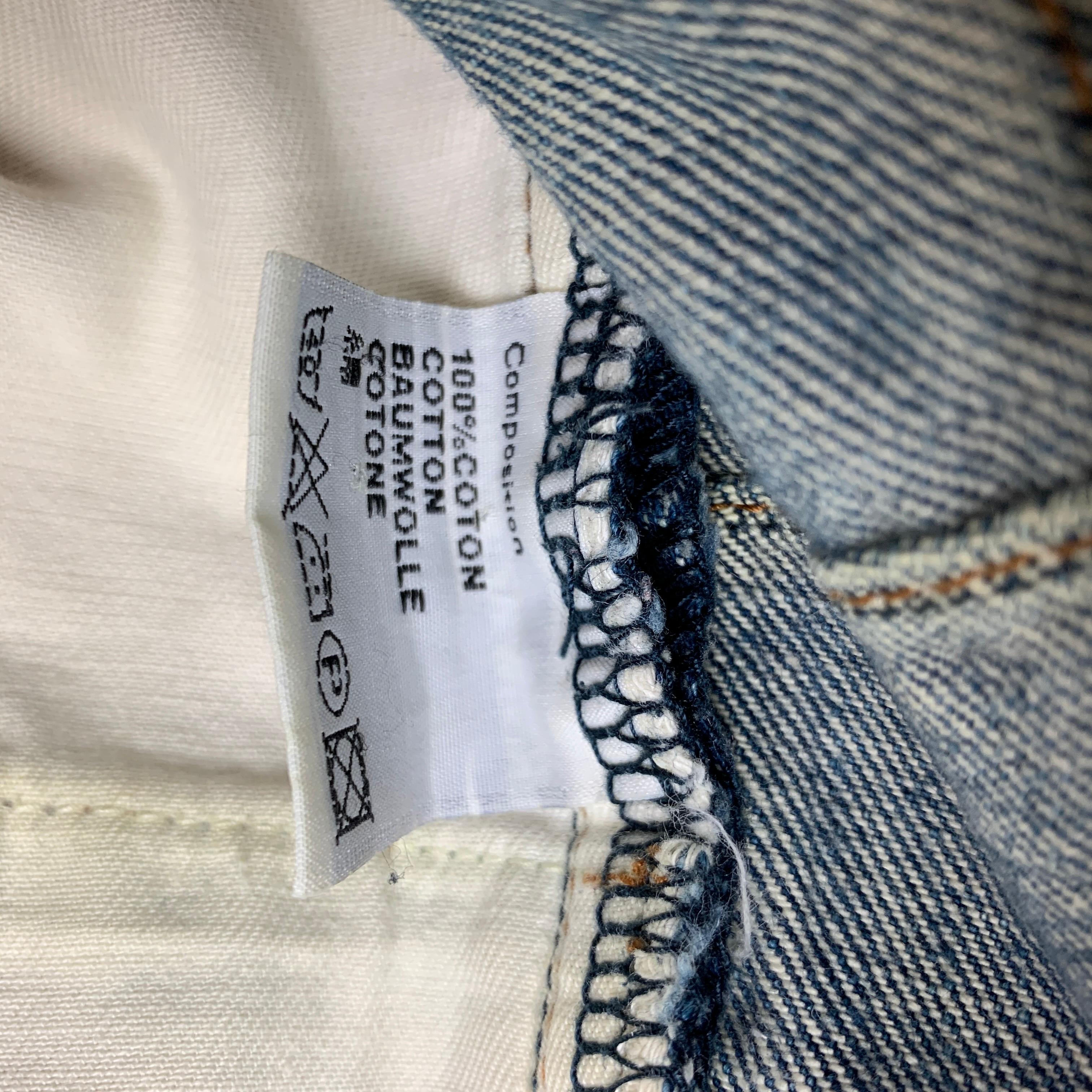 DIOR HOMME Größe 32 Indigo Distressed Denim Button Fly Jeans im Zustand „Gut“ in San Francisco, CA