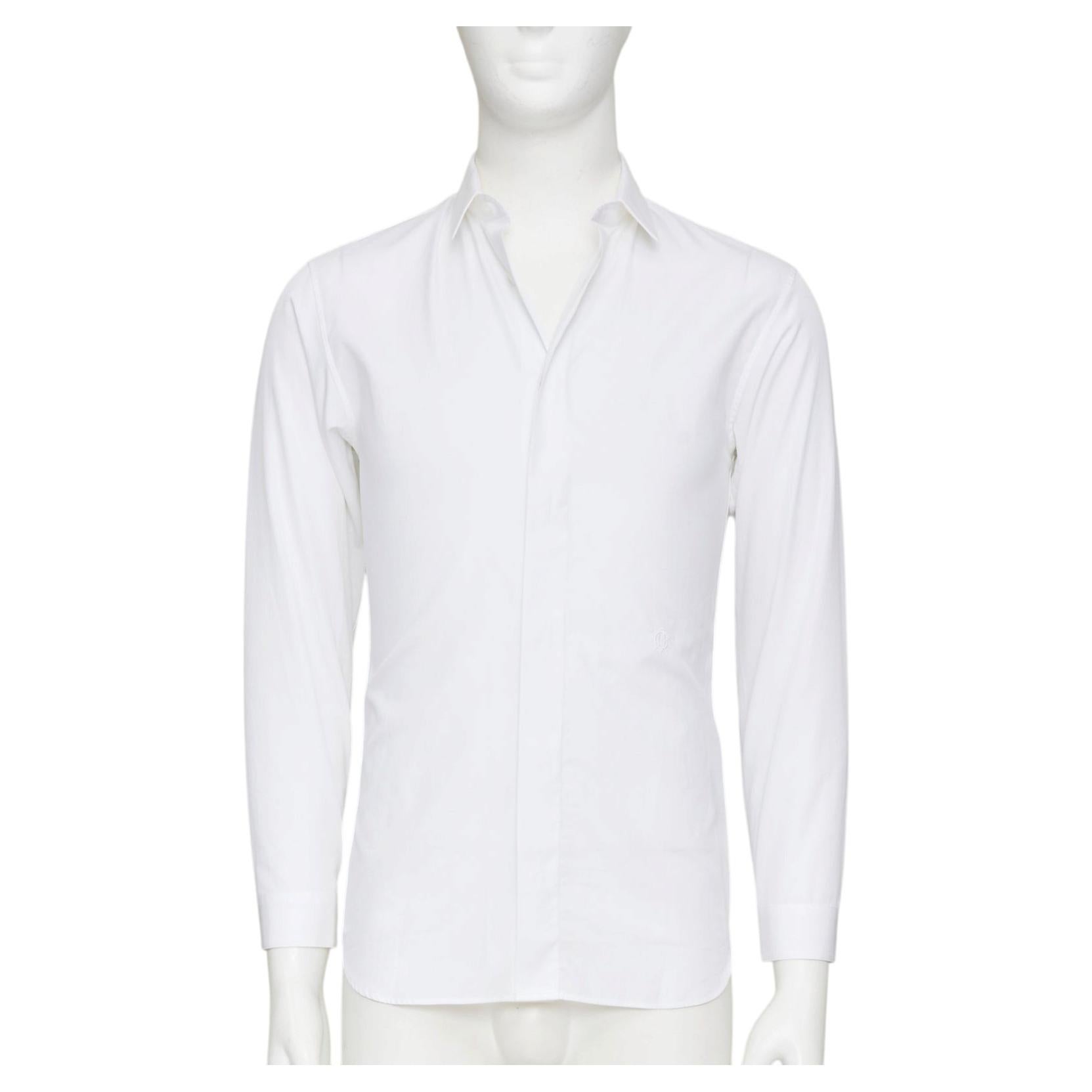 Chemise DIOR HOMME en coton uni, avec logo « abeille » brodé et boutons dissimulés, taille EU37 XS