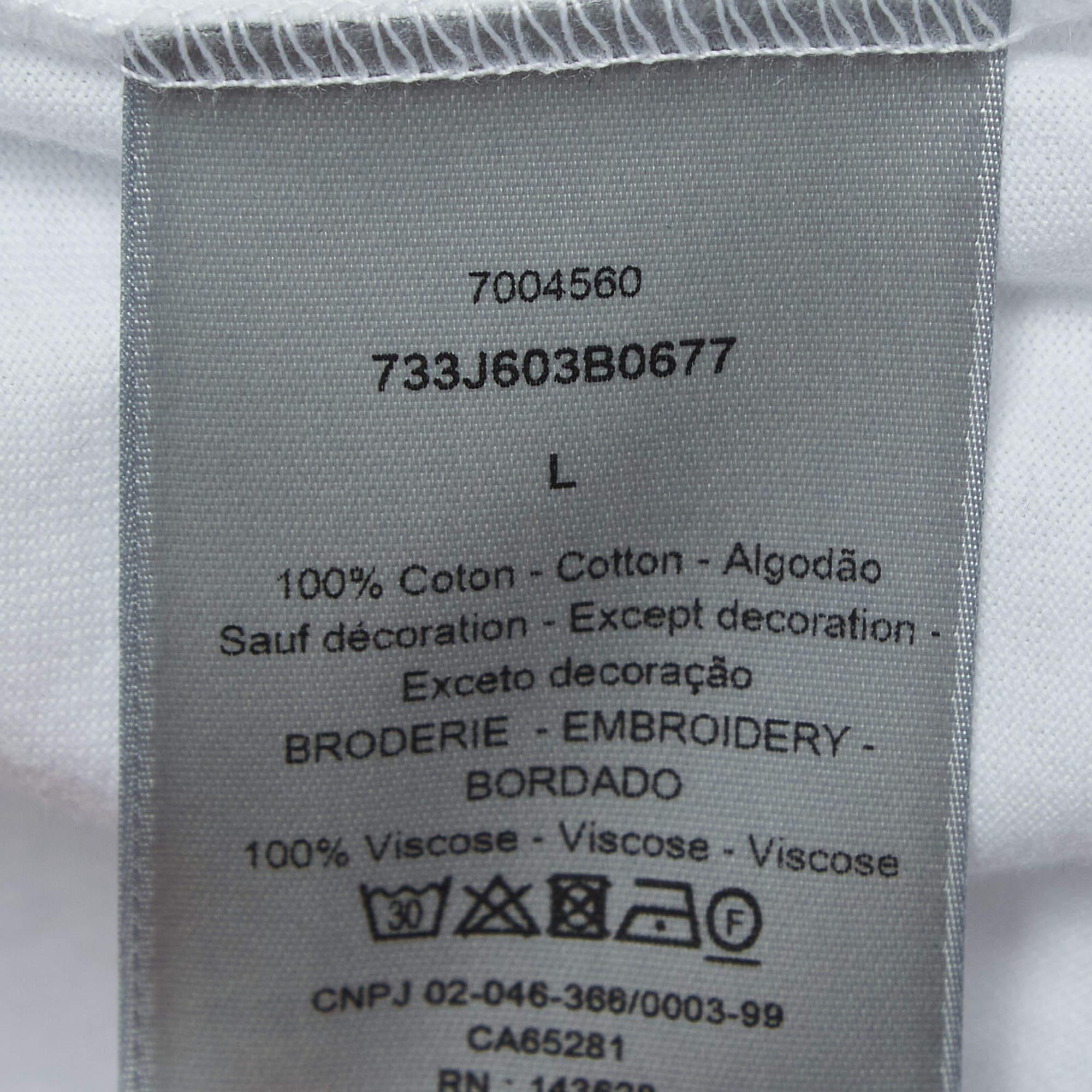 Dior Homme White Bee Embroidered Cotton Crew Neck T-Shirt L In Excellent Condition For Sale In Dubai, Al Qouz 2