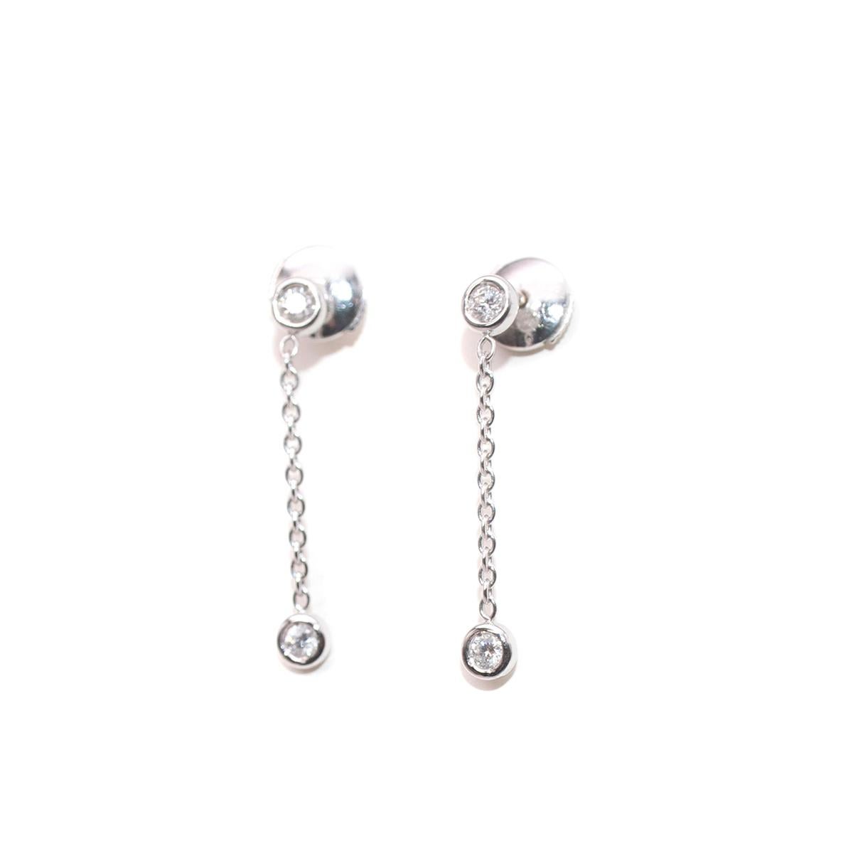 Dior Joaillerie 18k Weißgold Ohrstecker mit Diamant-Ohrsteckern mit Kette und Tropfen (Brillantschliff) im Angebot