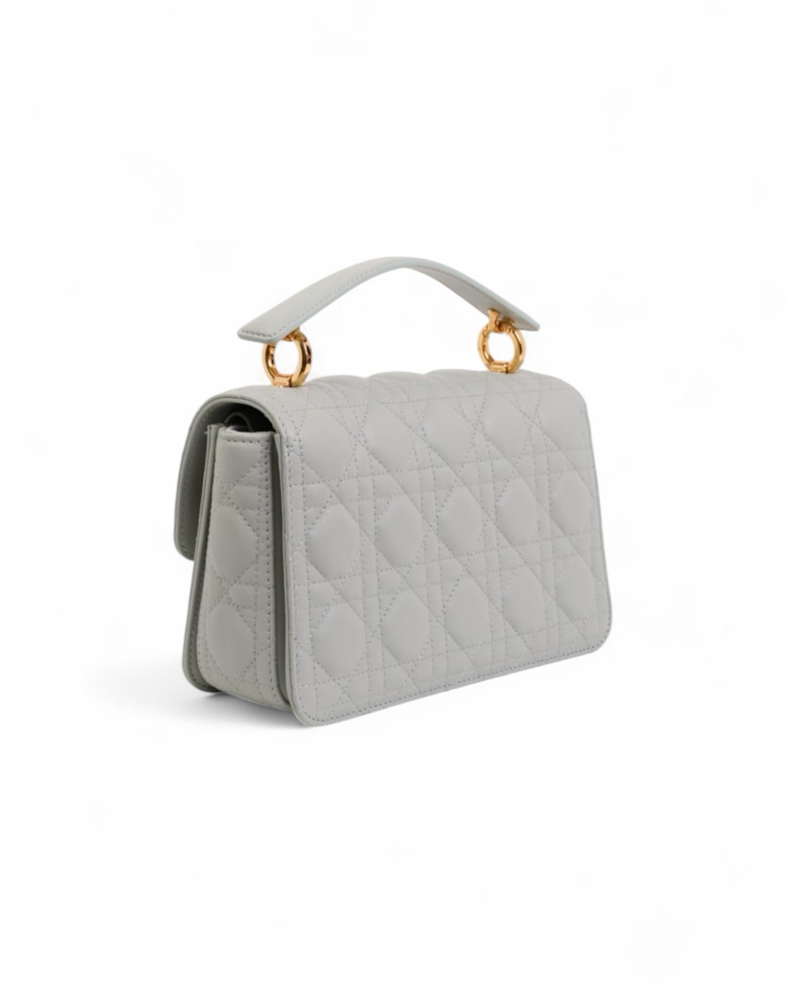 Dior Jolie Small Cannage Pistachio Green For Sale 6