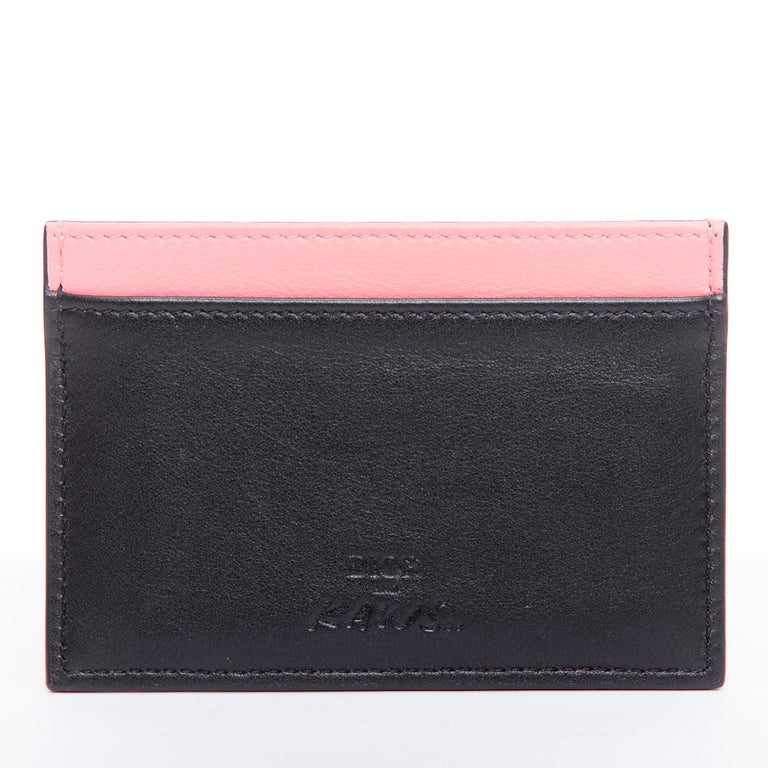 DIOR KAWS 201k pink bee XX black leather cardholder For Sale at - Main Image