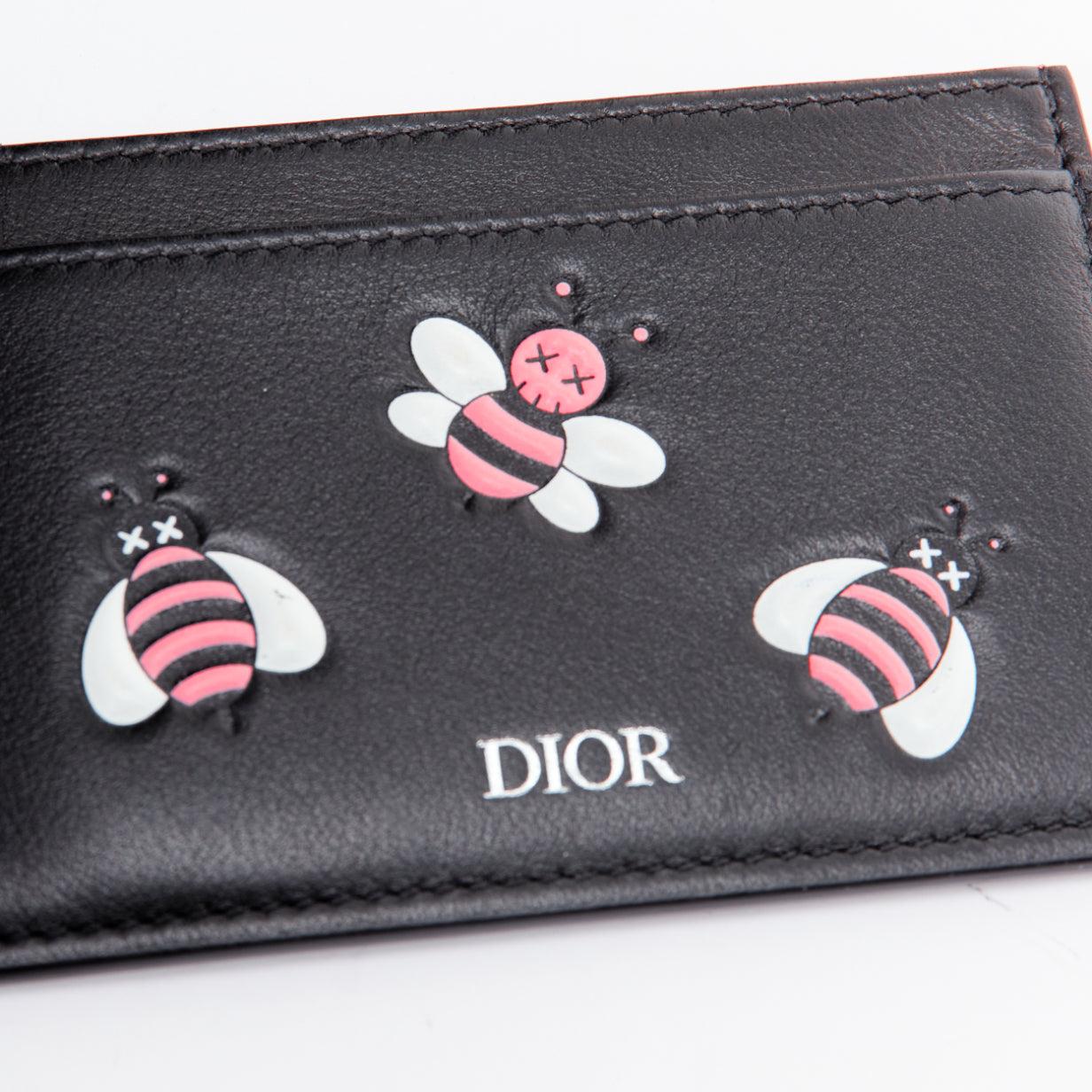 Women's DIOR KAWS 201k pink bee XX black leather cardholder For Sale