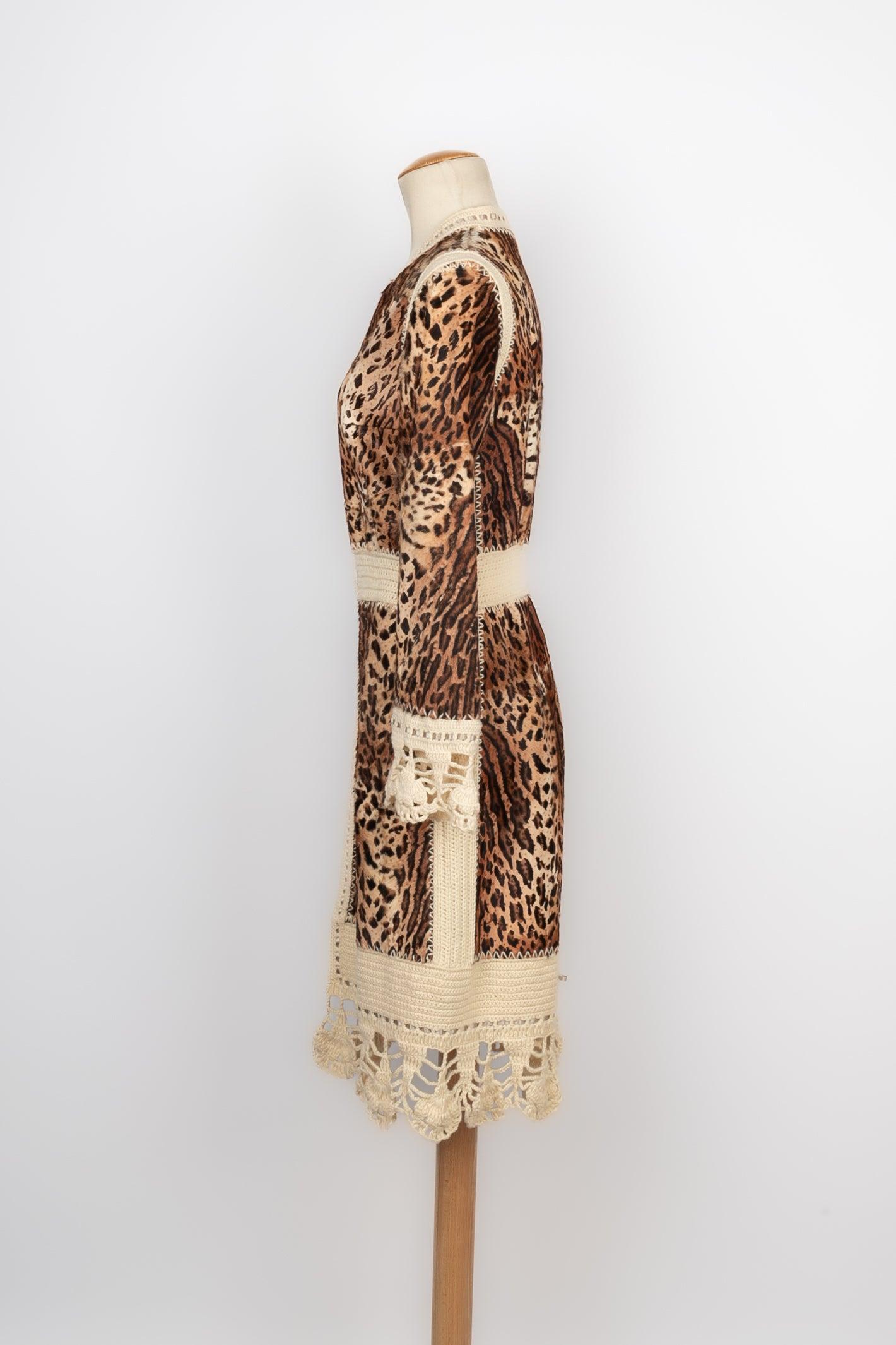 Dior Mantel aus Ziegenpelz in Braun- und Beigetönen, 2005  Damen im Angebot