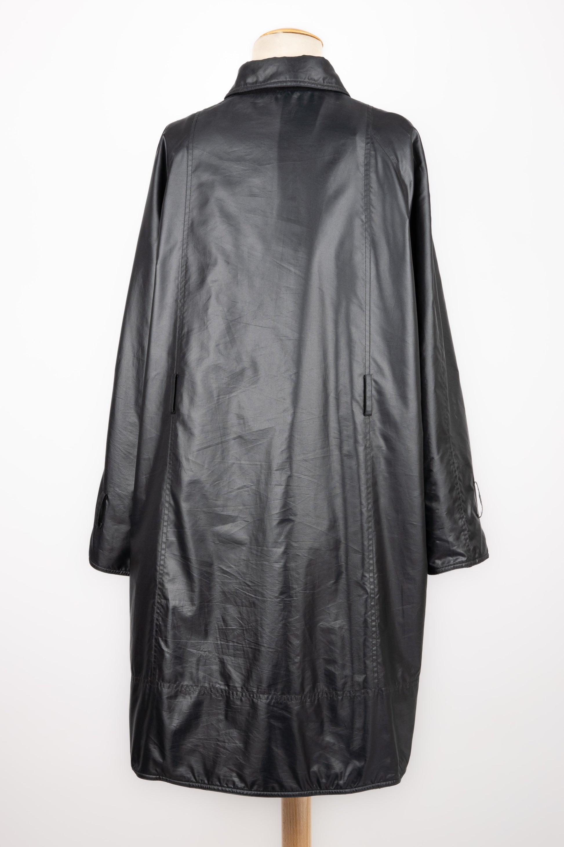 Cappotto sintetico Dior Lack con fodera in pile, 2004 In condizioni ottime in vendita a SAINT-OUEN-SUR-SEINE, FR