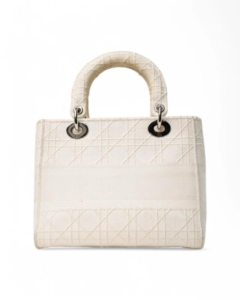 Dior Lady D-Lite Medium Cannage Cream Bon état - En vente à Torre Del Greco, IT