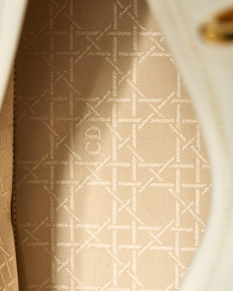 Dior Lady Large Vintage Cannage Vernice Bianca 12