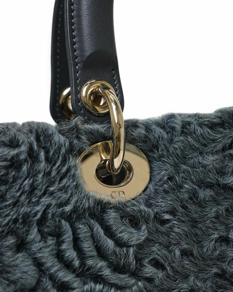 Dior Lady Medium Fur Grey en vente 6