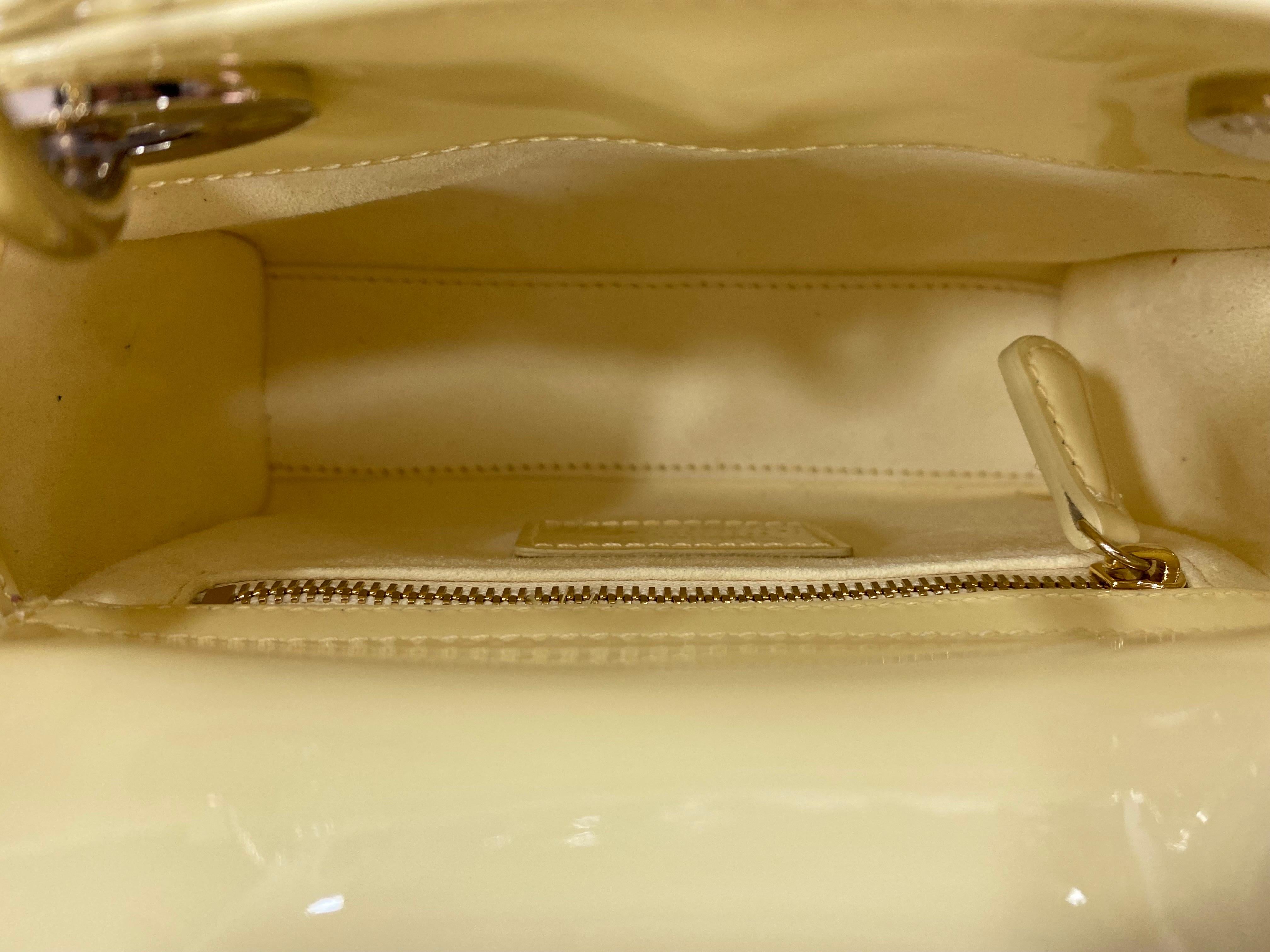 Dior Lady Small Patent Leather Yellow In New Condition In Torre Del Greco, IT