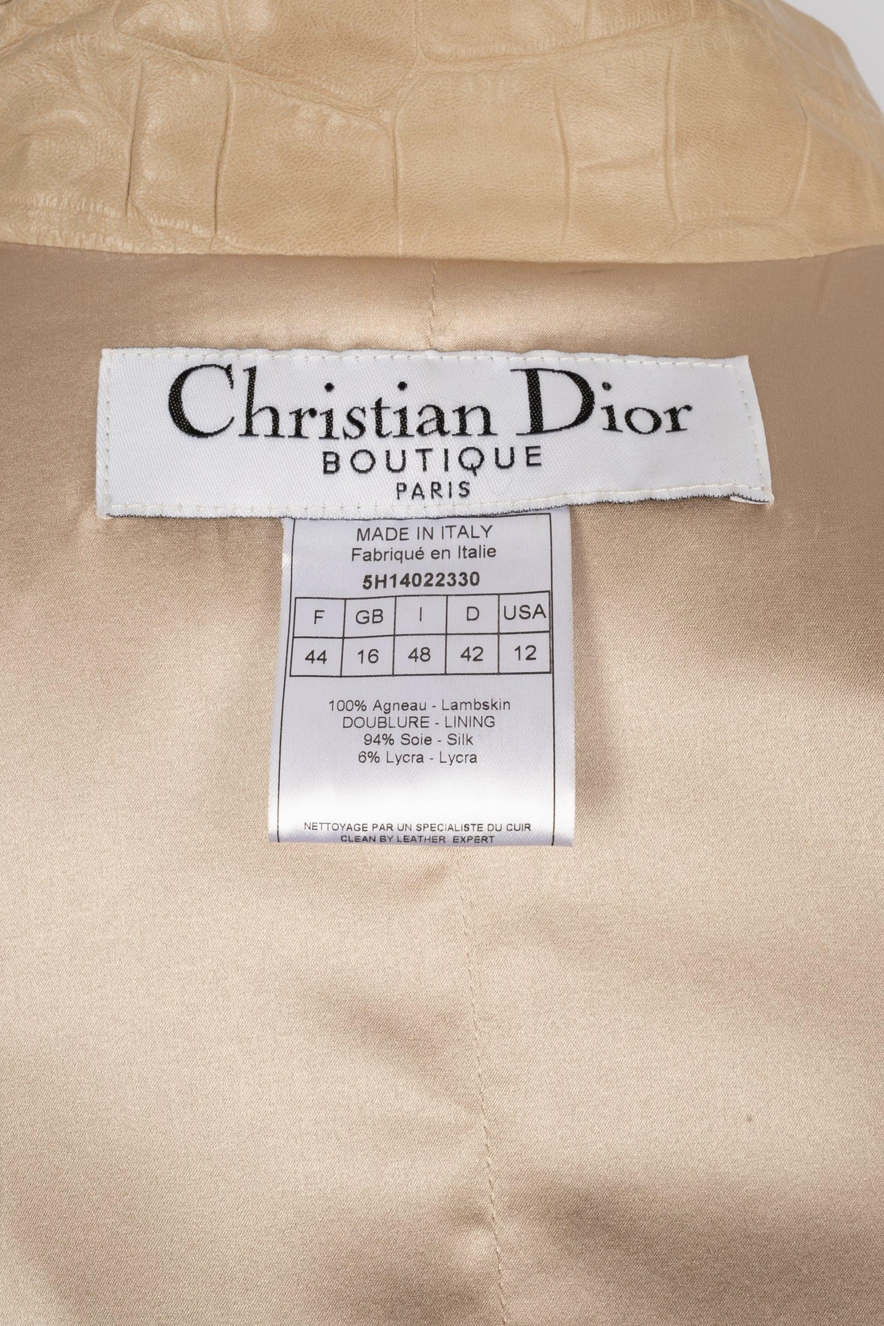 Veste Dior en cuir d'agneau avec imprimé crocodile dans les tons beiges, 2005 en vente 4