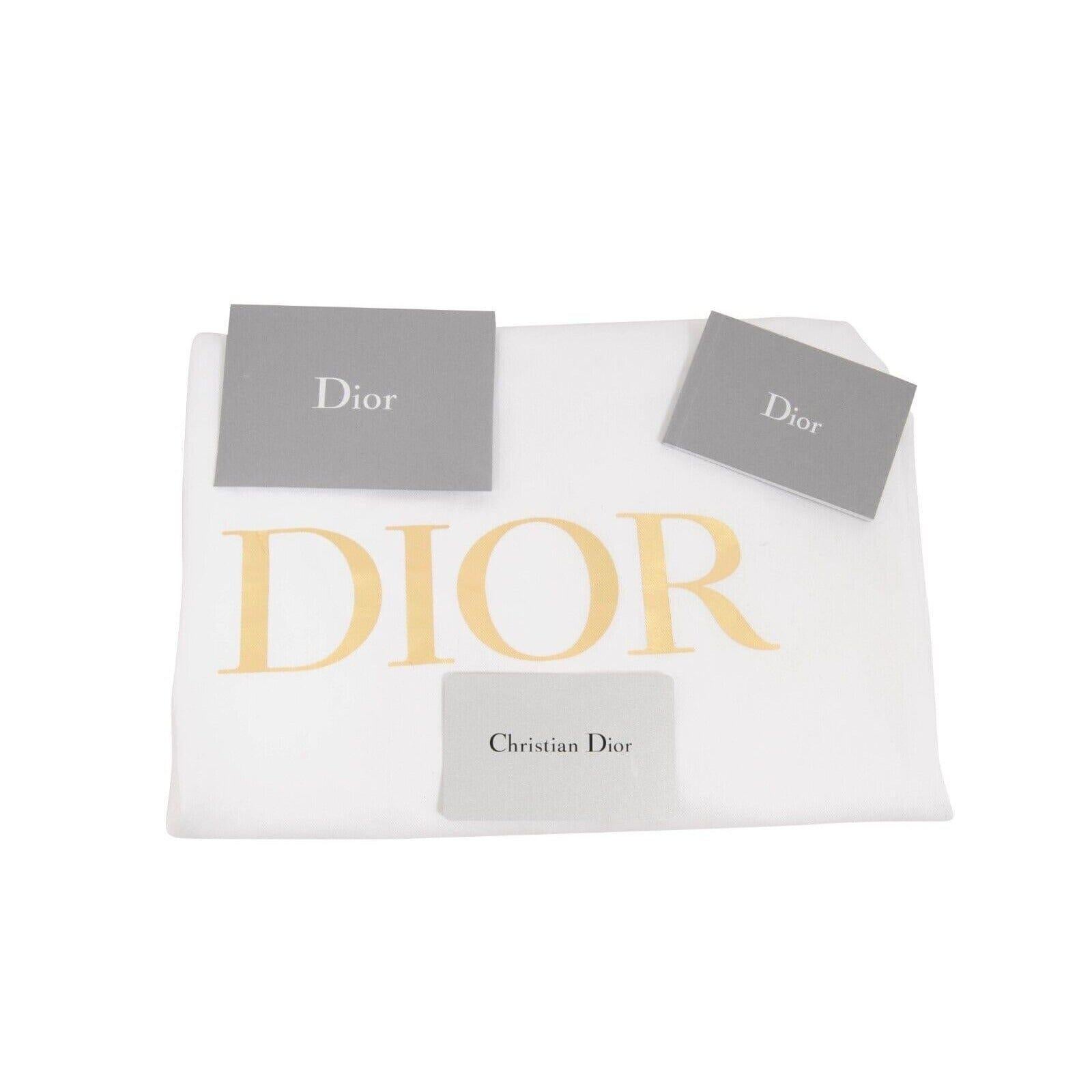 Dior Bolso Tote Libro Grande Logotipo Negro Tejido Malla Semitransparente Portátil en venta 8