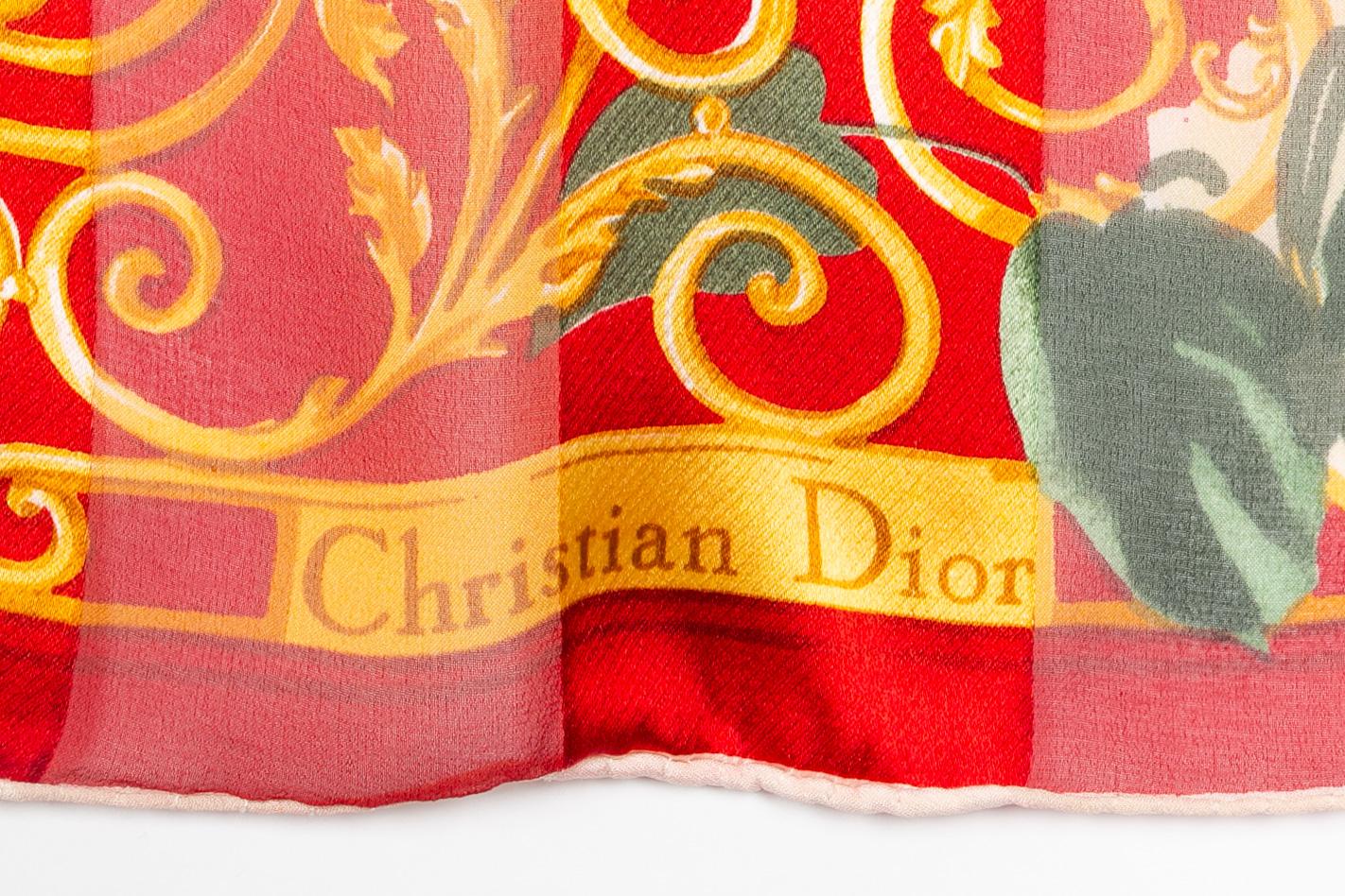 Donna Foulard grande Dior in vendita