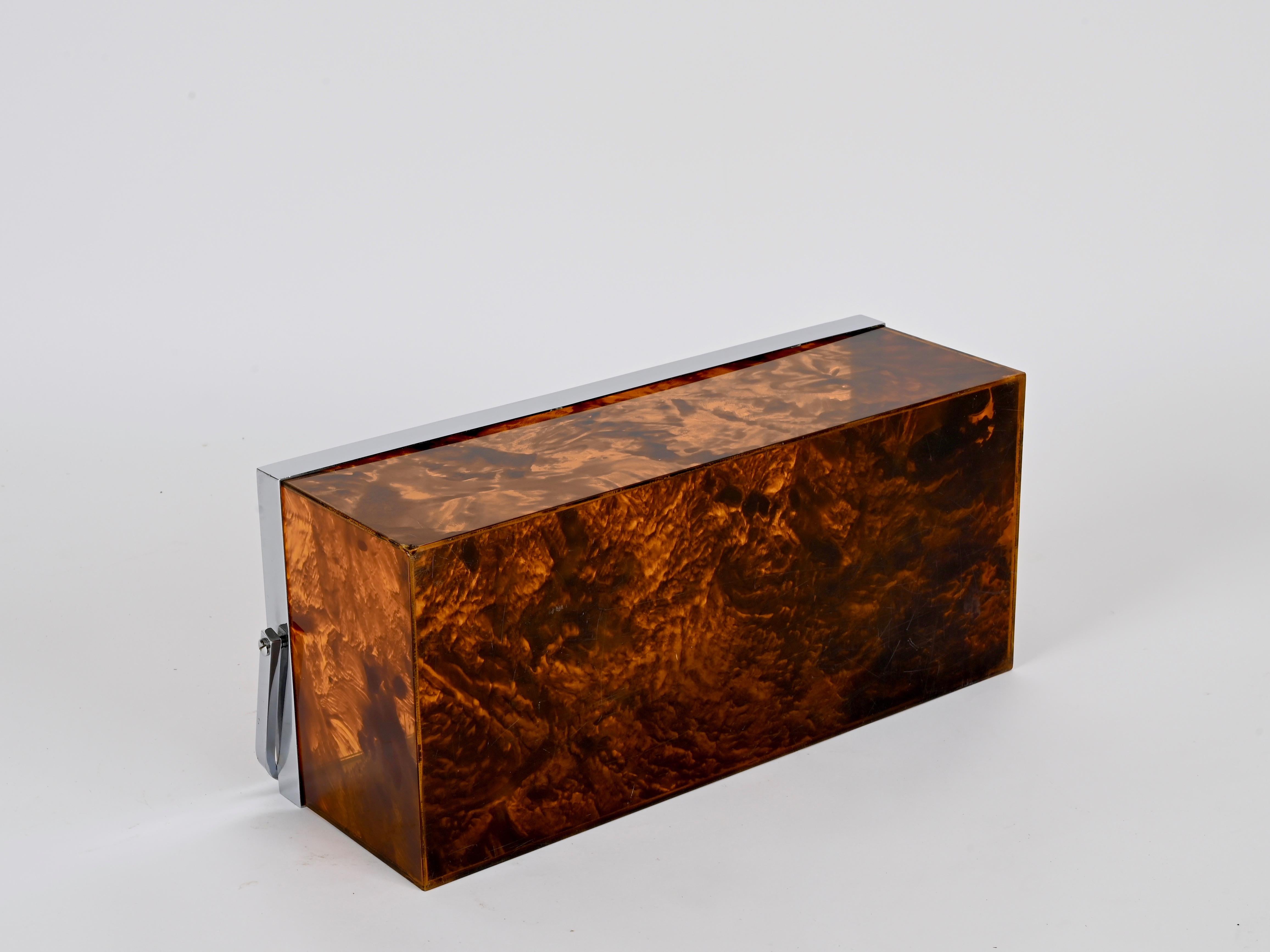 Dior Large Magazine or Bottle Rack, Tortoiseshell Lucite and Chrome, Italy 1970s For Sale 4