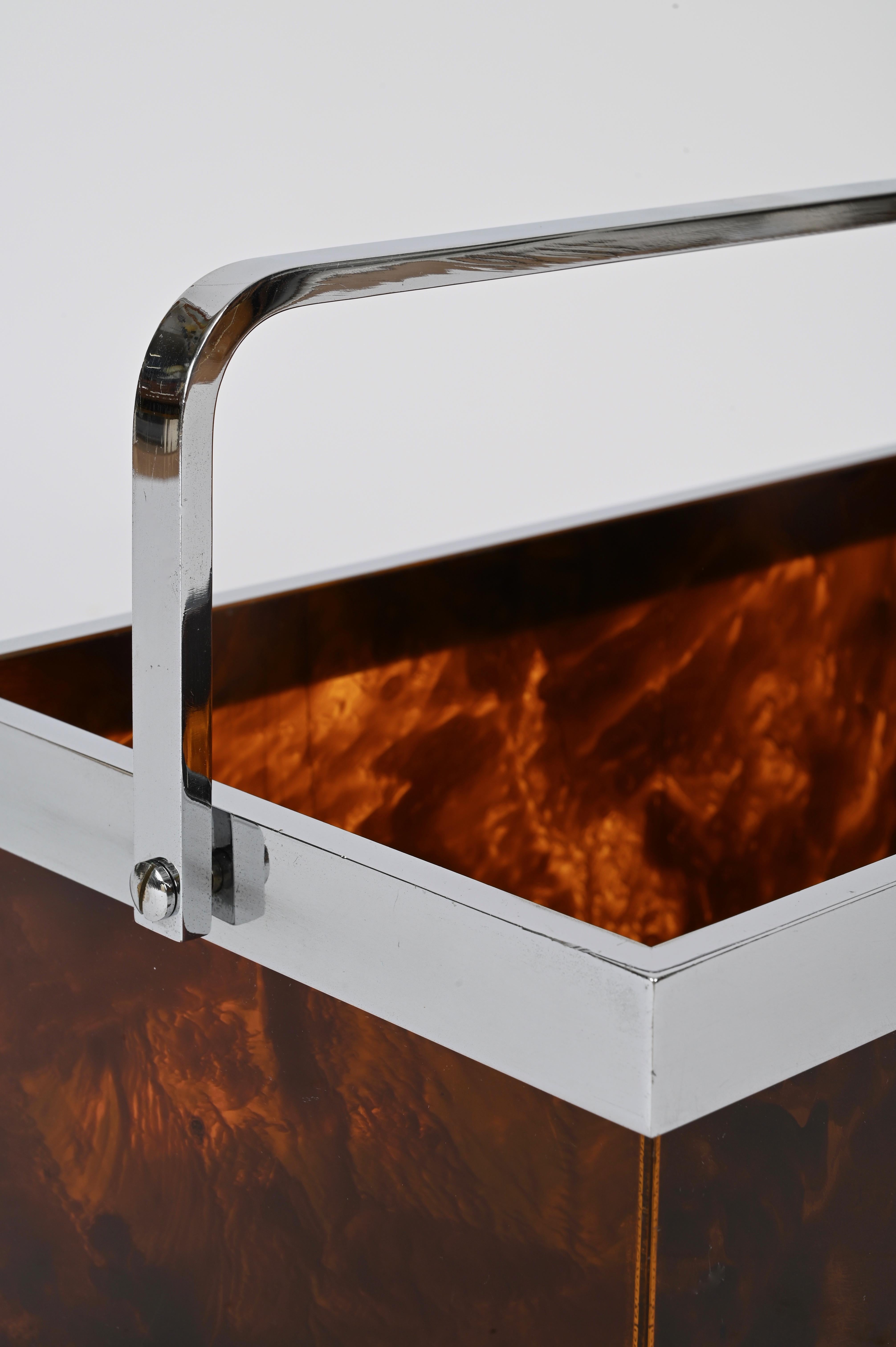 Dior Large Magazine or Bottle Rack, Tortoiseshell Lucite and Chrome, Italy 1970s For Sale 2