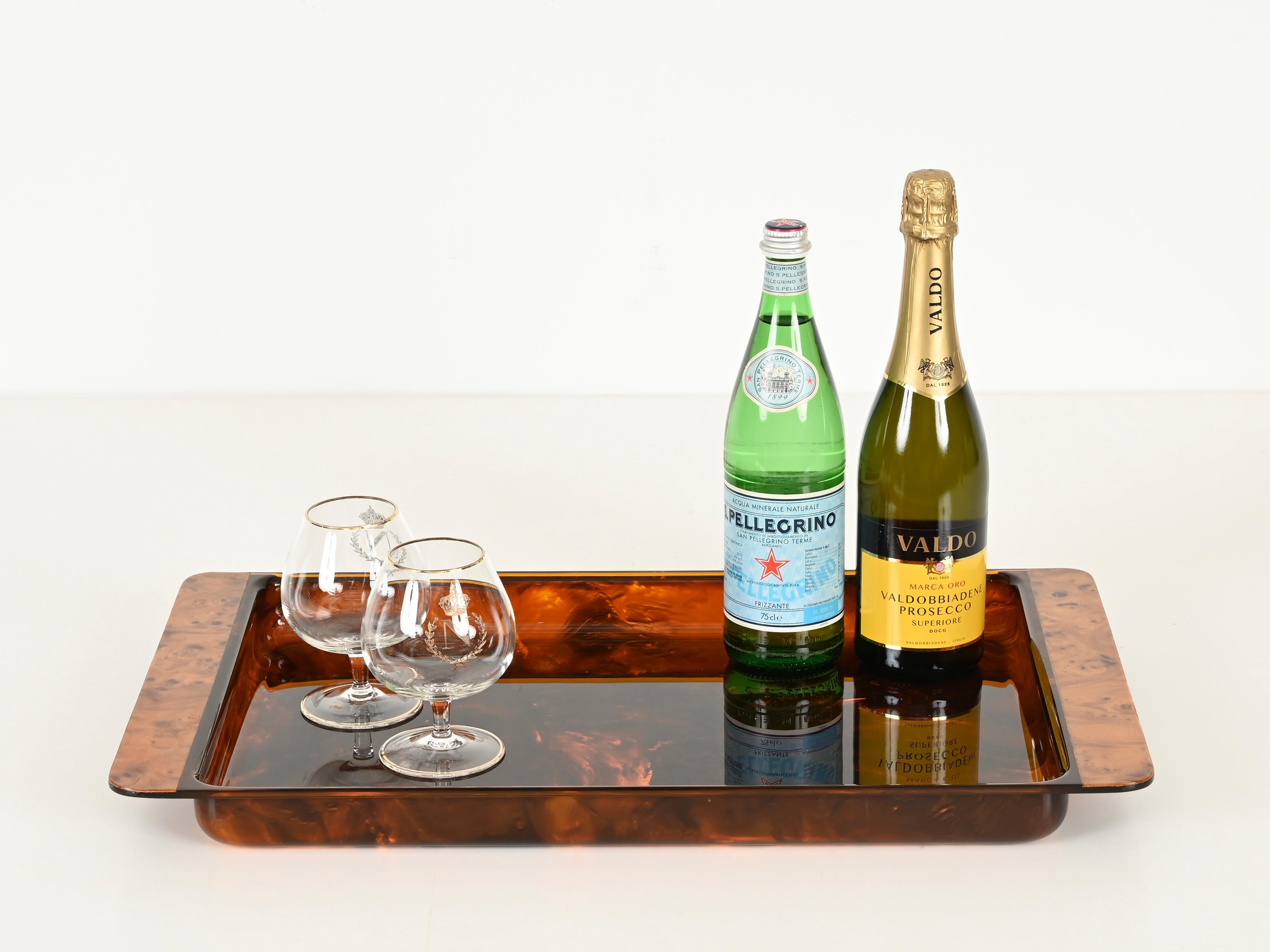 Dior Large Serving Tray in Tortoiseshell Effect Lucite and Burl, Italy, 1970s For Sale 1