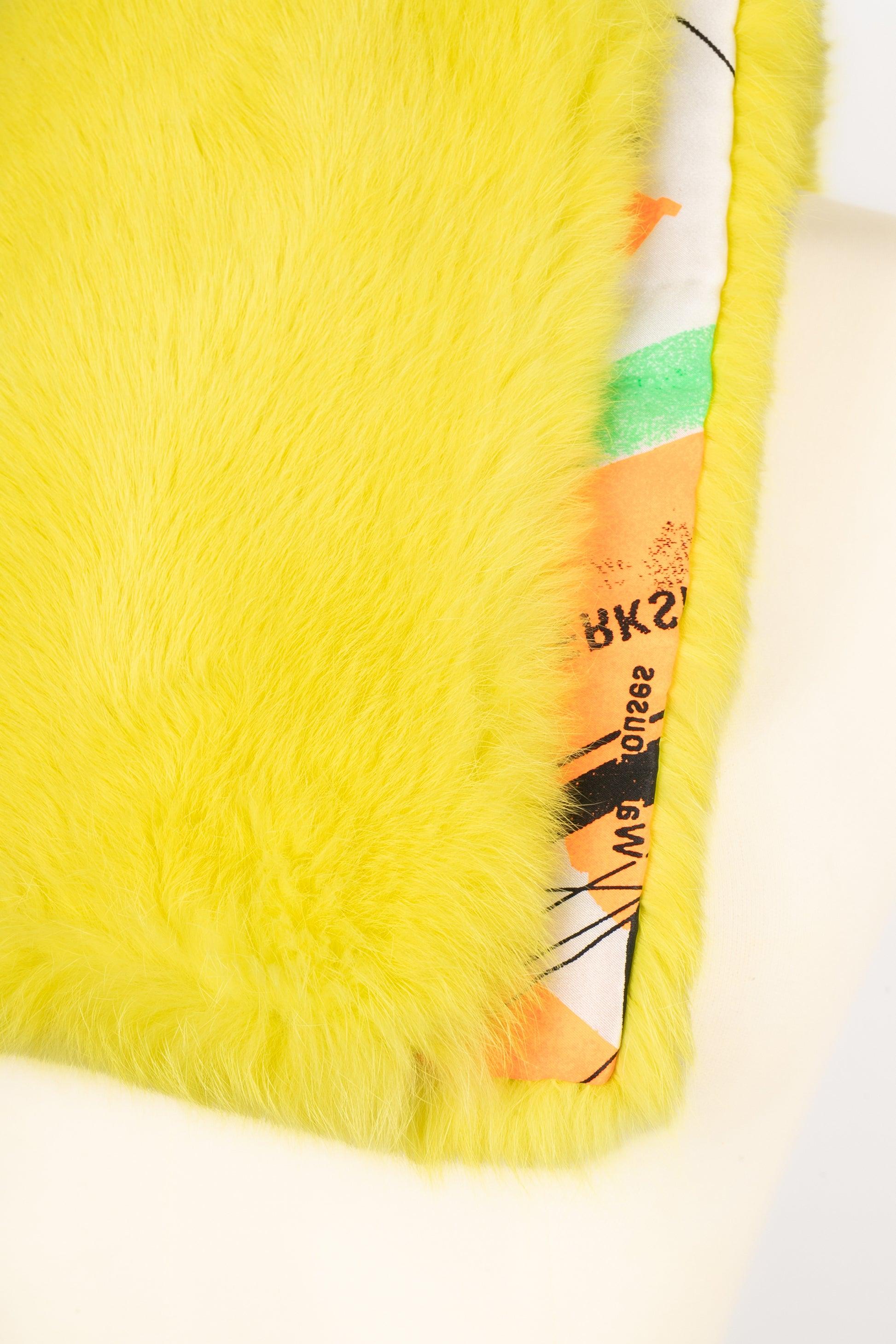 Dior Large Yellow Fur Stole, 2001 For Sale 1