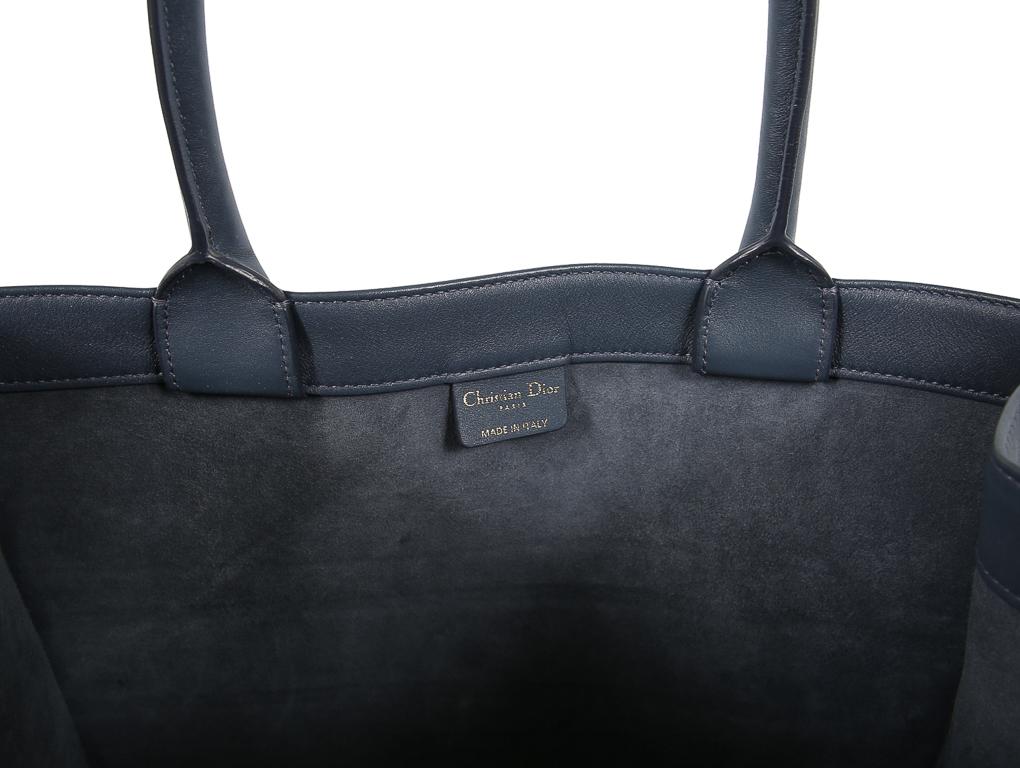 DIOR LEATHER BOOK TOTE - Blue For Sale 2
