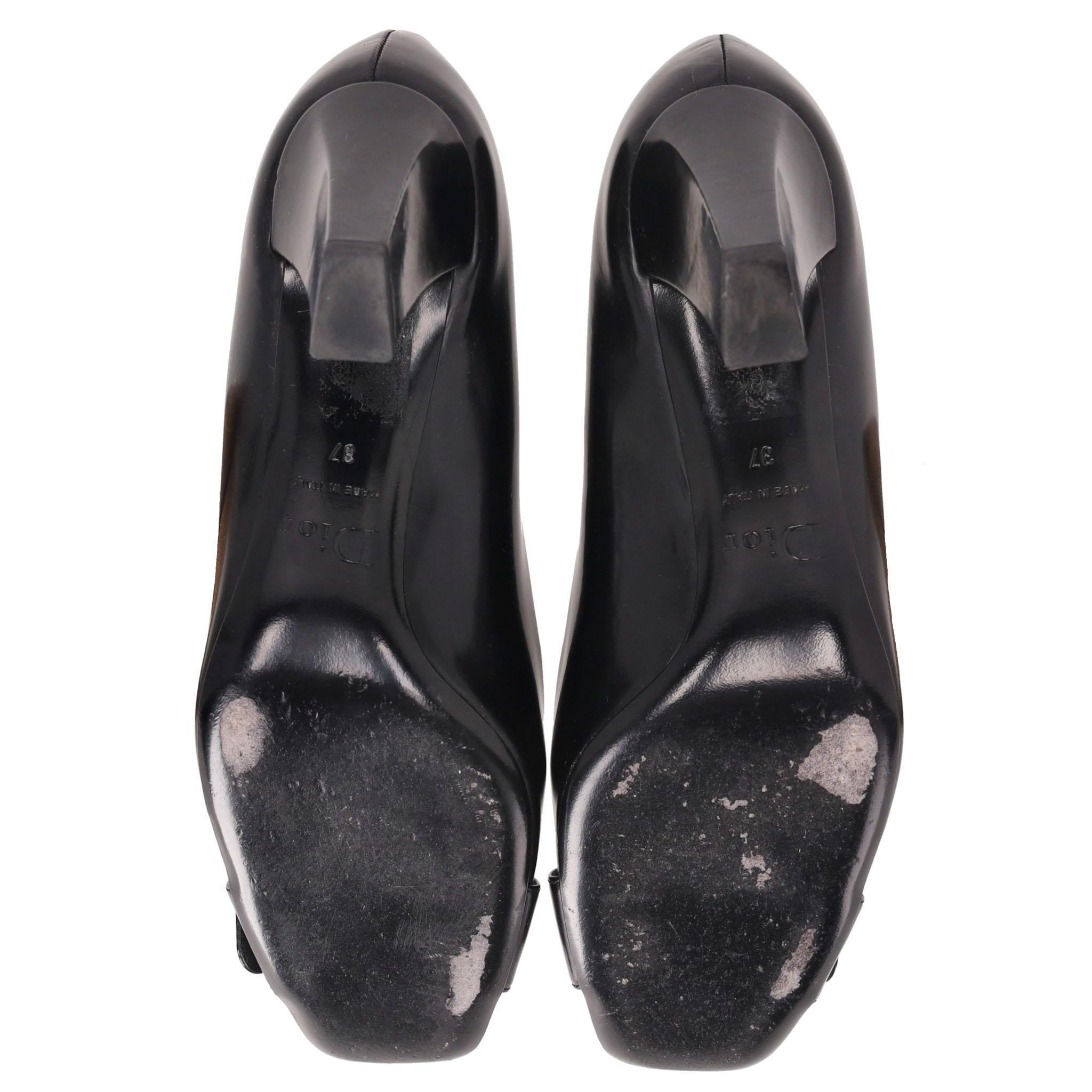 Dior Leather 'CD' Buckle Detail Pumps 1