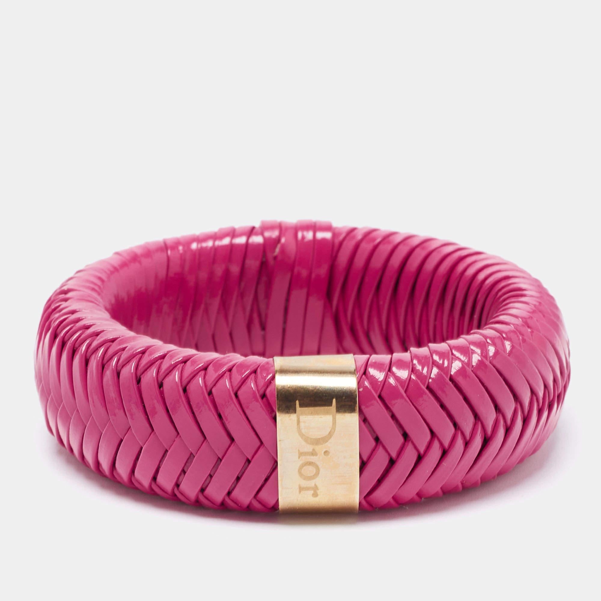 Dior - Bracelet large en cuir doré Bon état - En vente à Dubai, Al Qouz 2