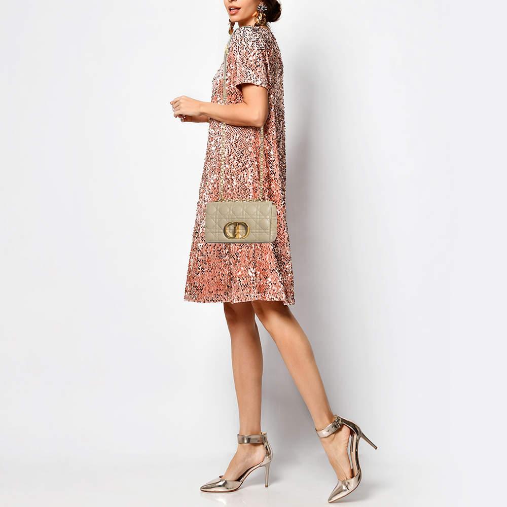 Dior ensures you have a wonderful accessory to accompany you every day with this well crafted bag. It has a signature look and a practical size.