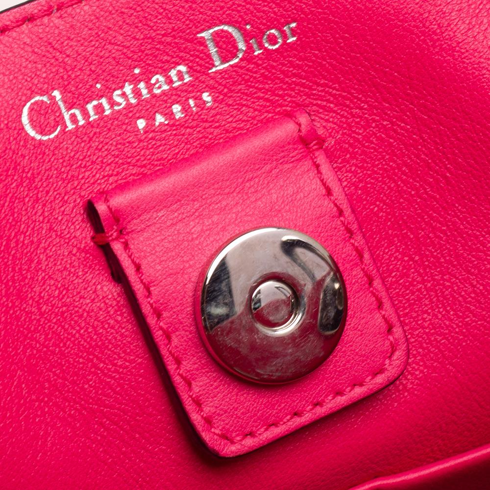 Dior - Grand sac cabas Diorissimo en cuir grainé bleu clair 7