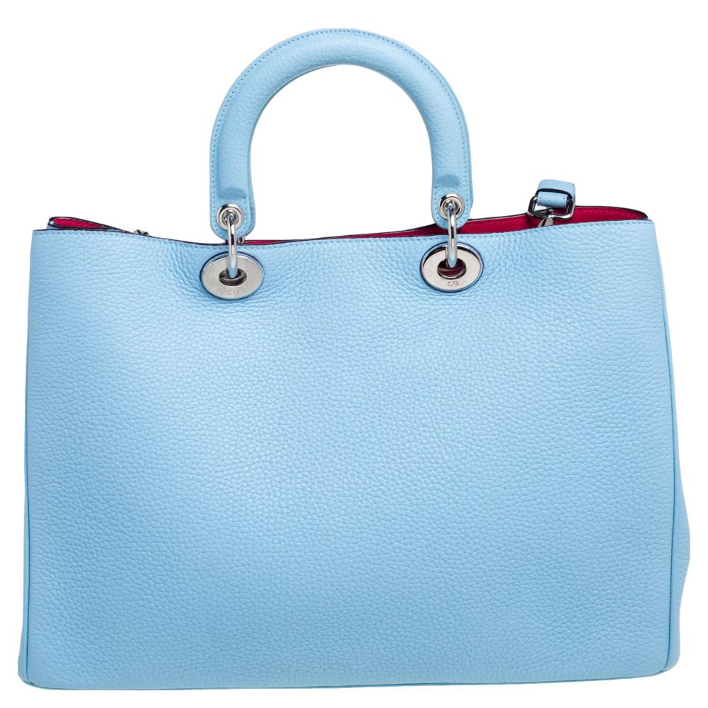 Dior - Grand sac cabas Diorissimo en cuir grainé bleu clair 2