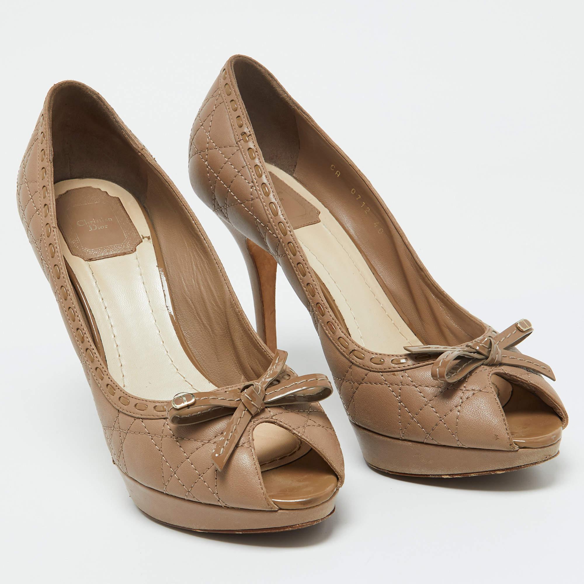Dior Light Brown Cannage Leather Bow Peep Toe Pumps Size 40 For Sale 1