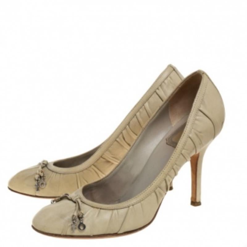 Brown Dior Light Olive Green Leather Pumps Size 38 For Sale