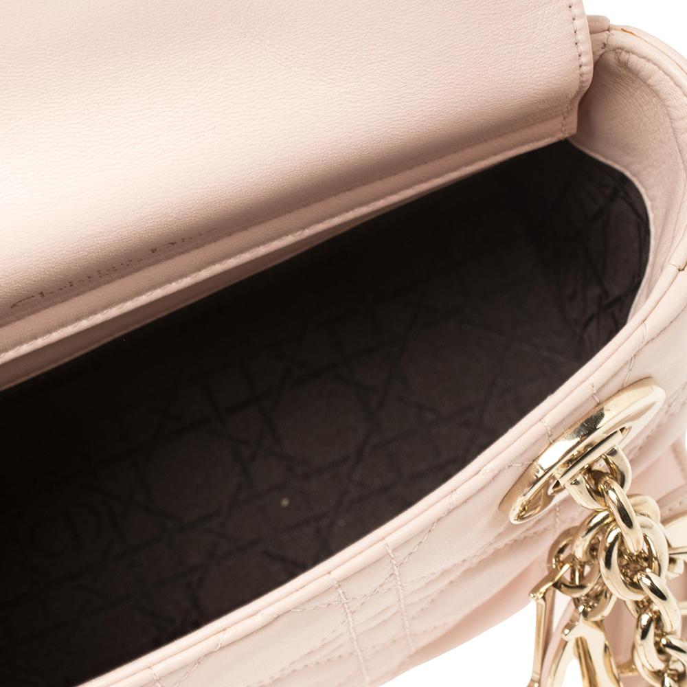 Dior Hellrosa Cannage Leder Lady Dior Tasche mit doppelter Kette 7