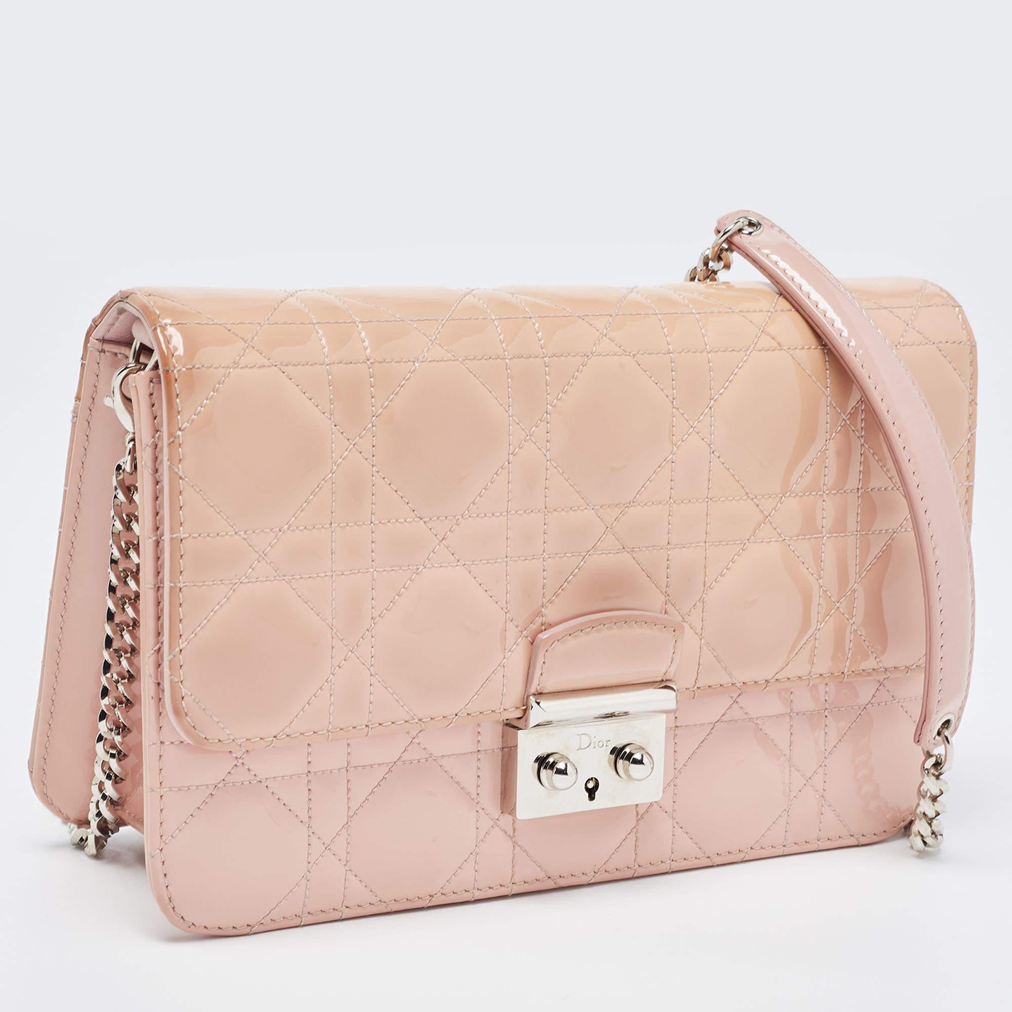 Dior Light Pink Cannage Patent Leather Miss Dior Promenade Chain Bag In Fair Condition In Dubai, Al Qouz 2