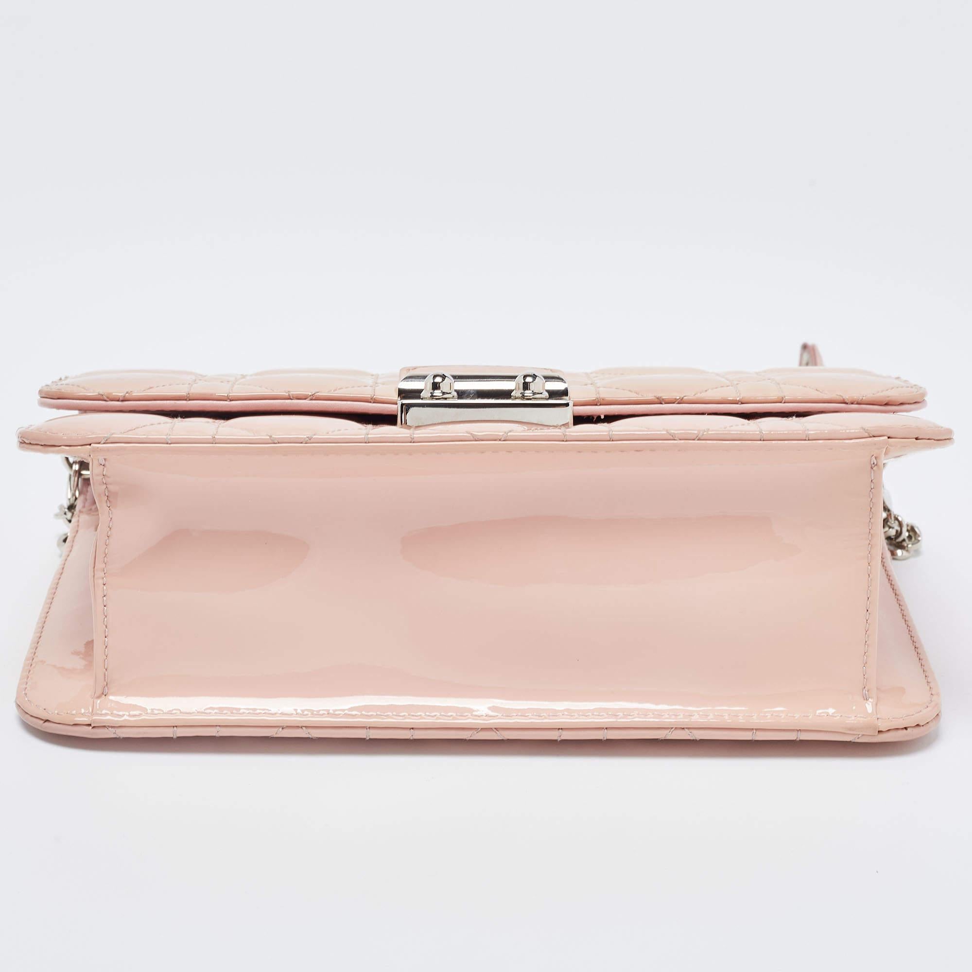 Women's Dior Light Pink Cannage Patent Leather Miss Dior Promenade Chain Bag