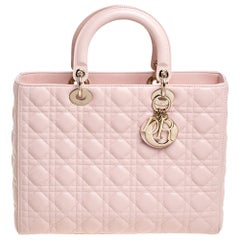 Dior Hellrosa Cannage Gestepptes Leder Große Lady Dior Tote