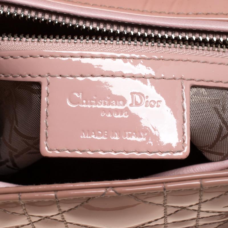 Dior Light Pink Cannage Quilted Patent Leather Large Lady Dior Tote In Good Condition In Dubai, Al Qouz 2