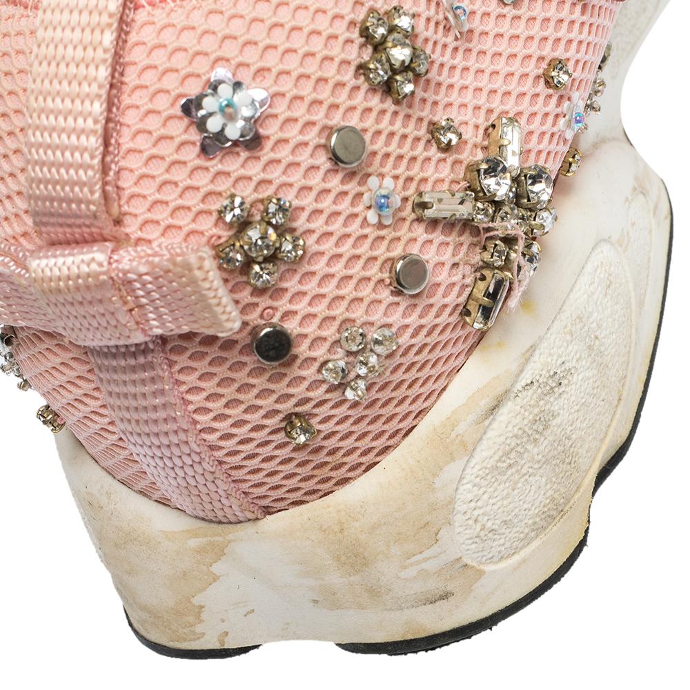 Dior Light Pink Crystal Embellished Fusion Slip On Sneakers Size 39 In Good Condition In Dubai, Al Qouz 2