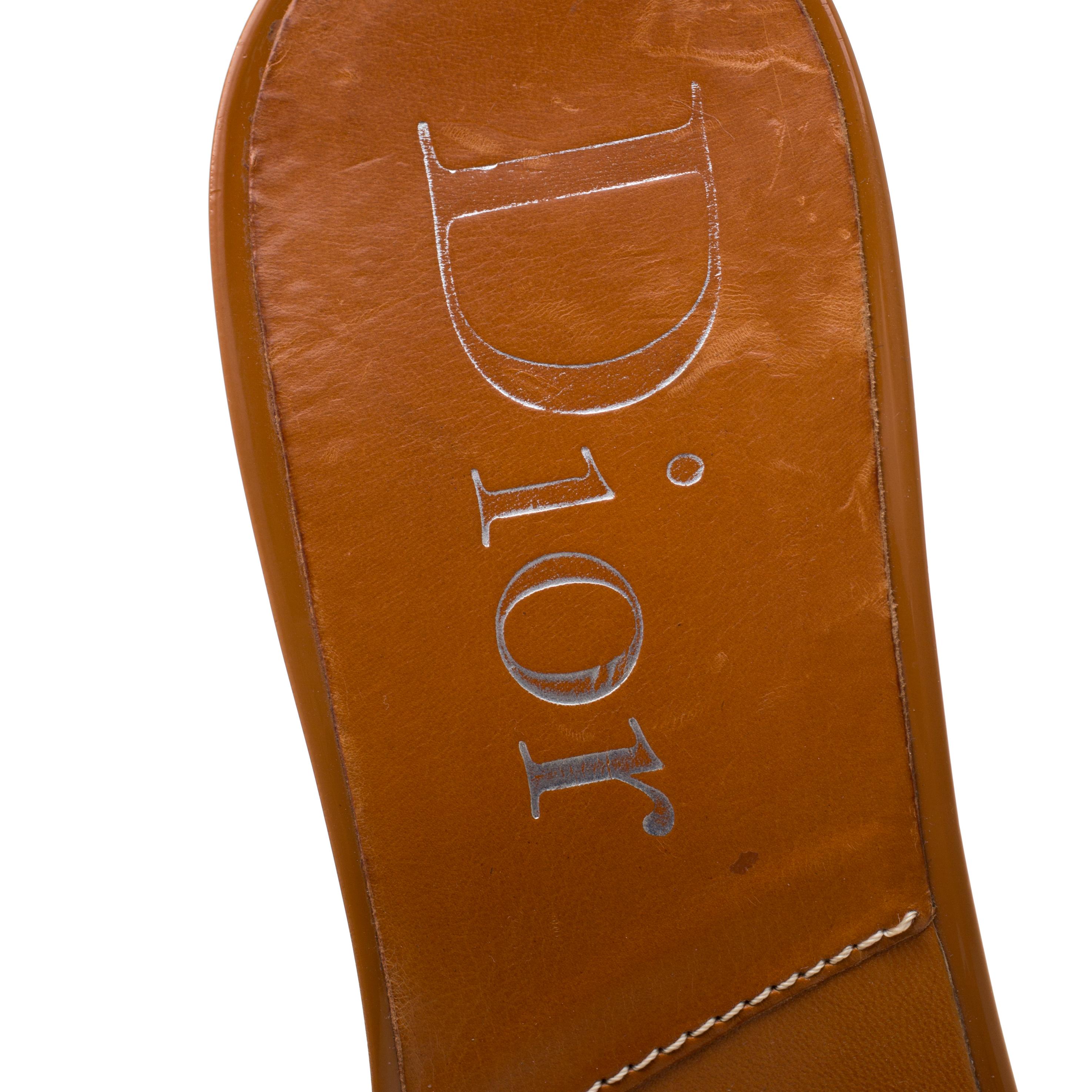 Dior Light Wash Denim Schmetterling Stickerei Open Toe Slides Größe 38.5 1