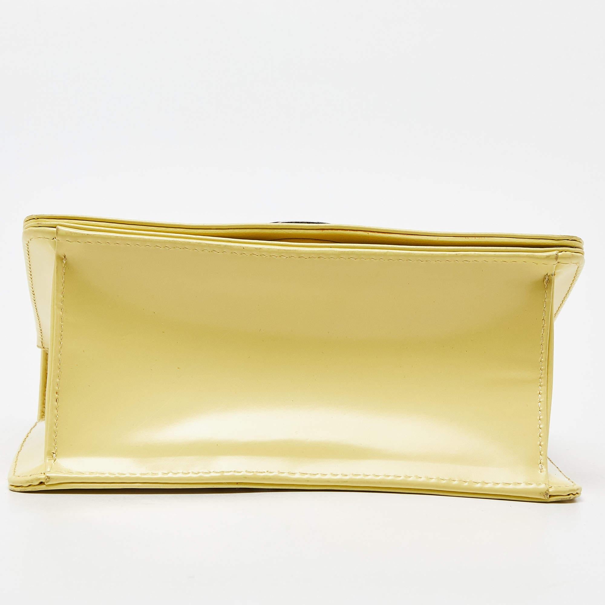Dior Bolso de hombro Diorama Club de charol amarillo claro 1