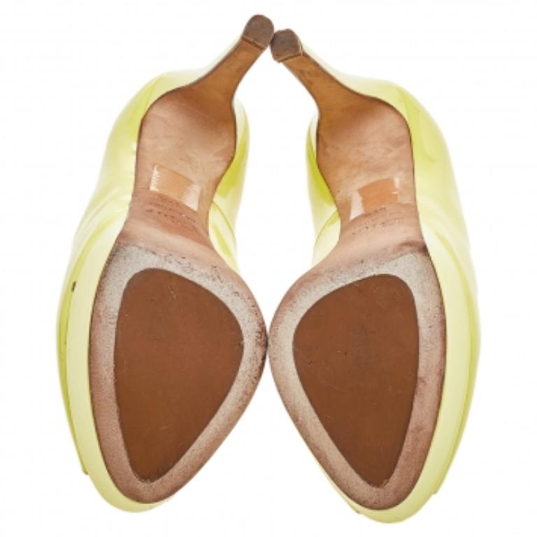 Jaune Miss Dior en cuir verni jaune lime Peep Toe Platform Pumps Size 37.5 en vente
