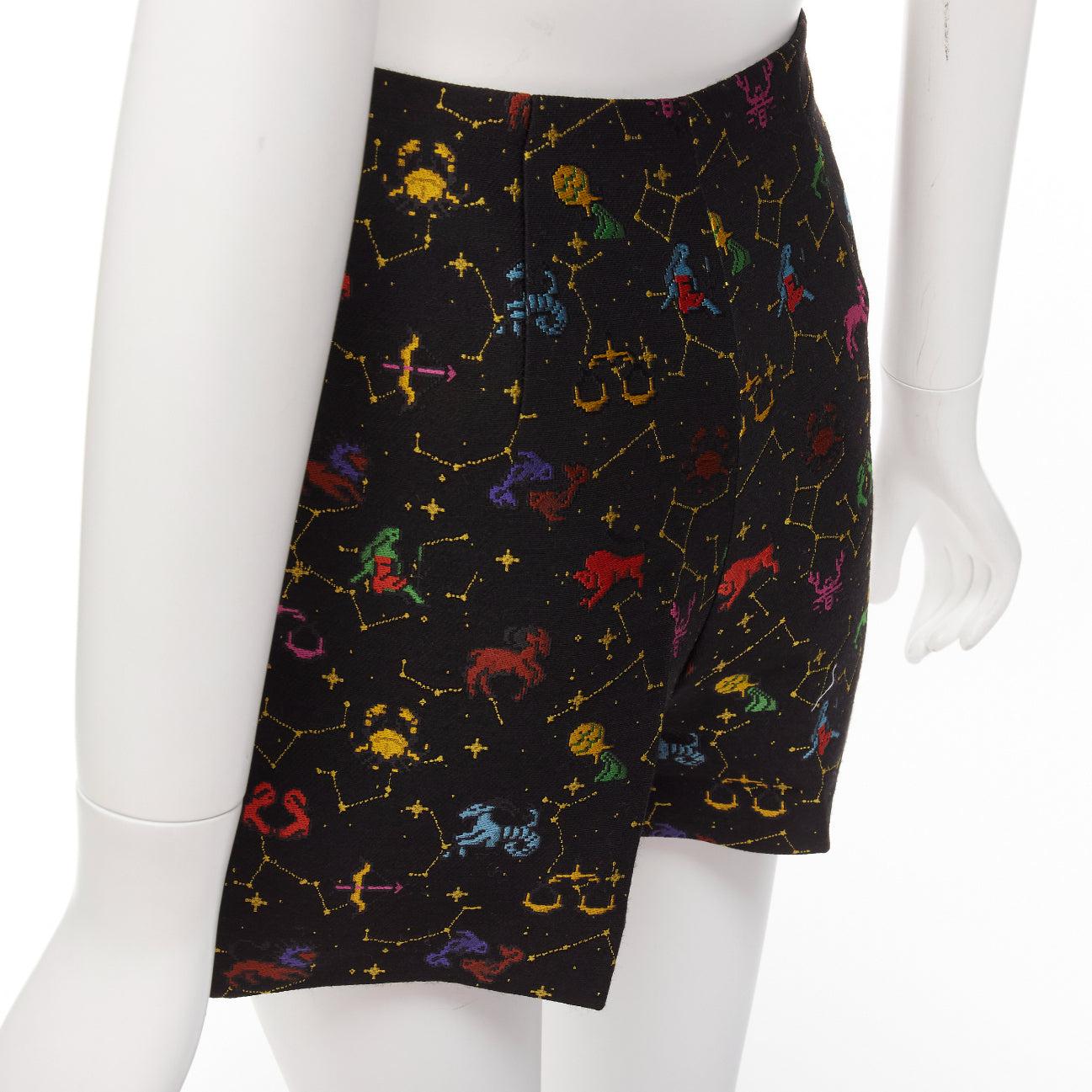 DIOR Lucky Dior schwarz bunt Astrologie Jacquard hoch taillierte Shorts FR32 XXS im Angebot 3