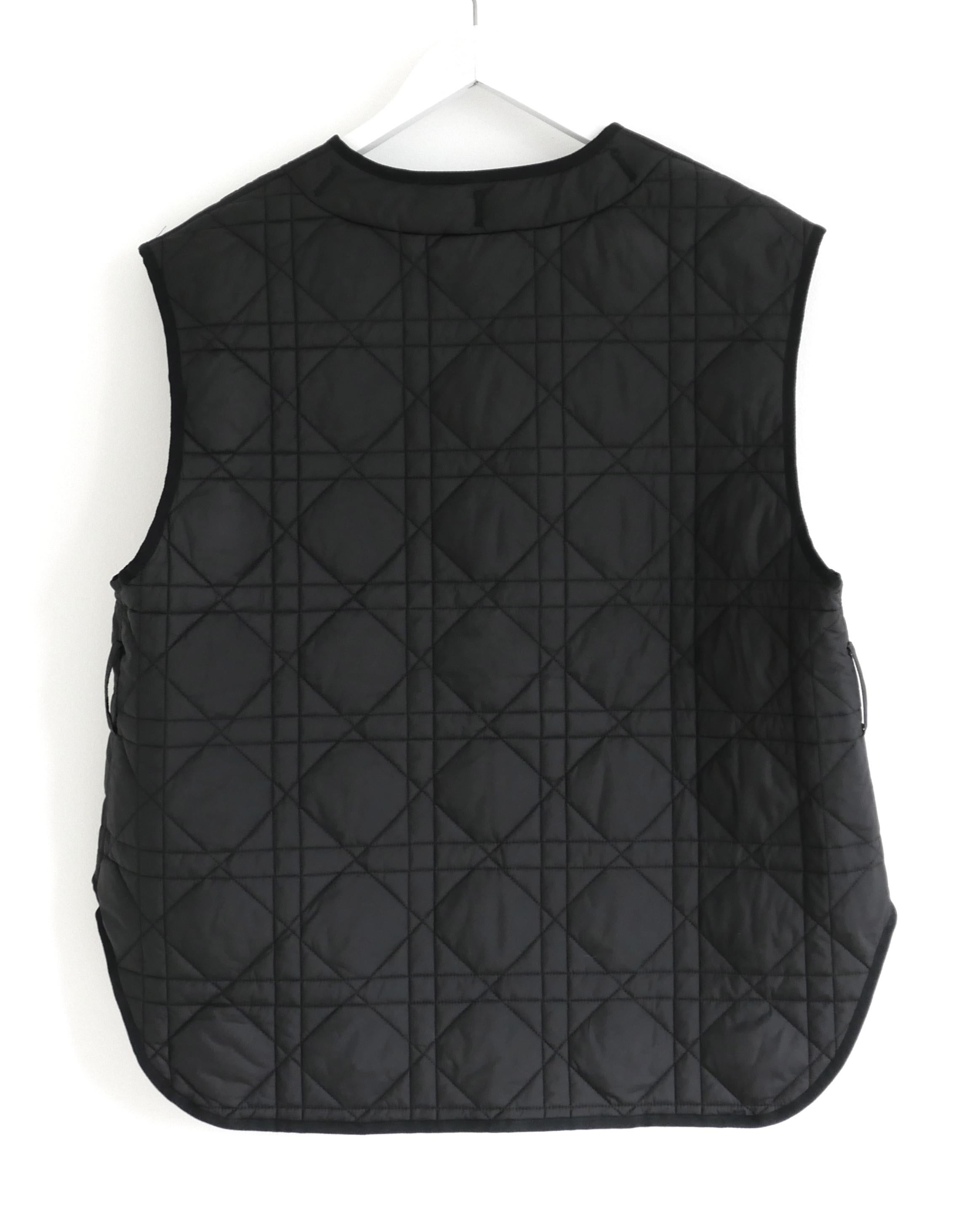 Chaleco oversize acolchado Dior Macrocannage en Nuevo estado para la venta en London, GB