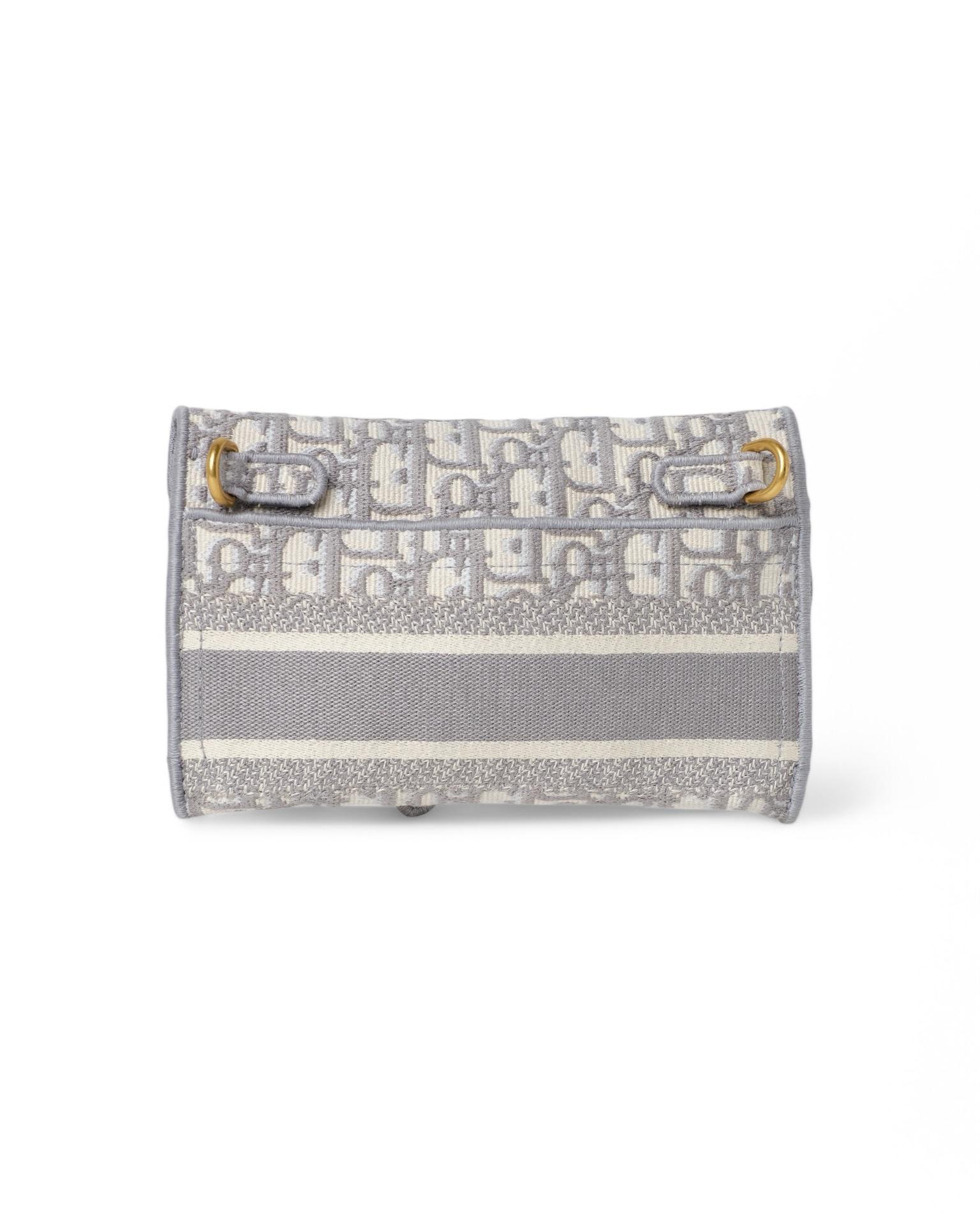 Women's or Men's Dior Saddle Oblique Grey Belt Bag For Sale